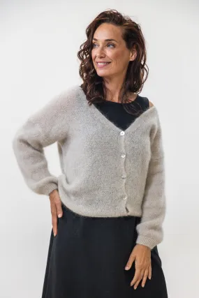 Cornelia Knit | Beige Minimal Look
