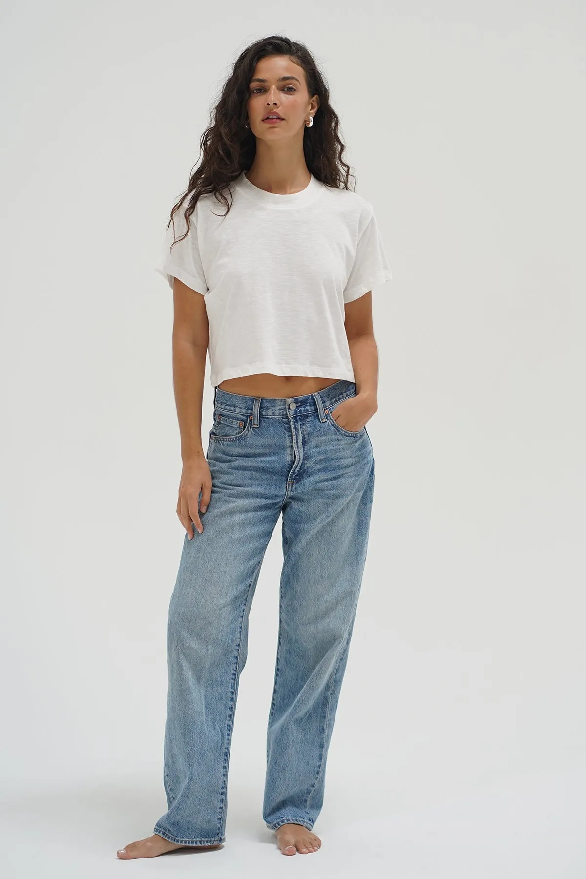 Stylish and Cozy Recycled Polyester Ava Tee - White
