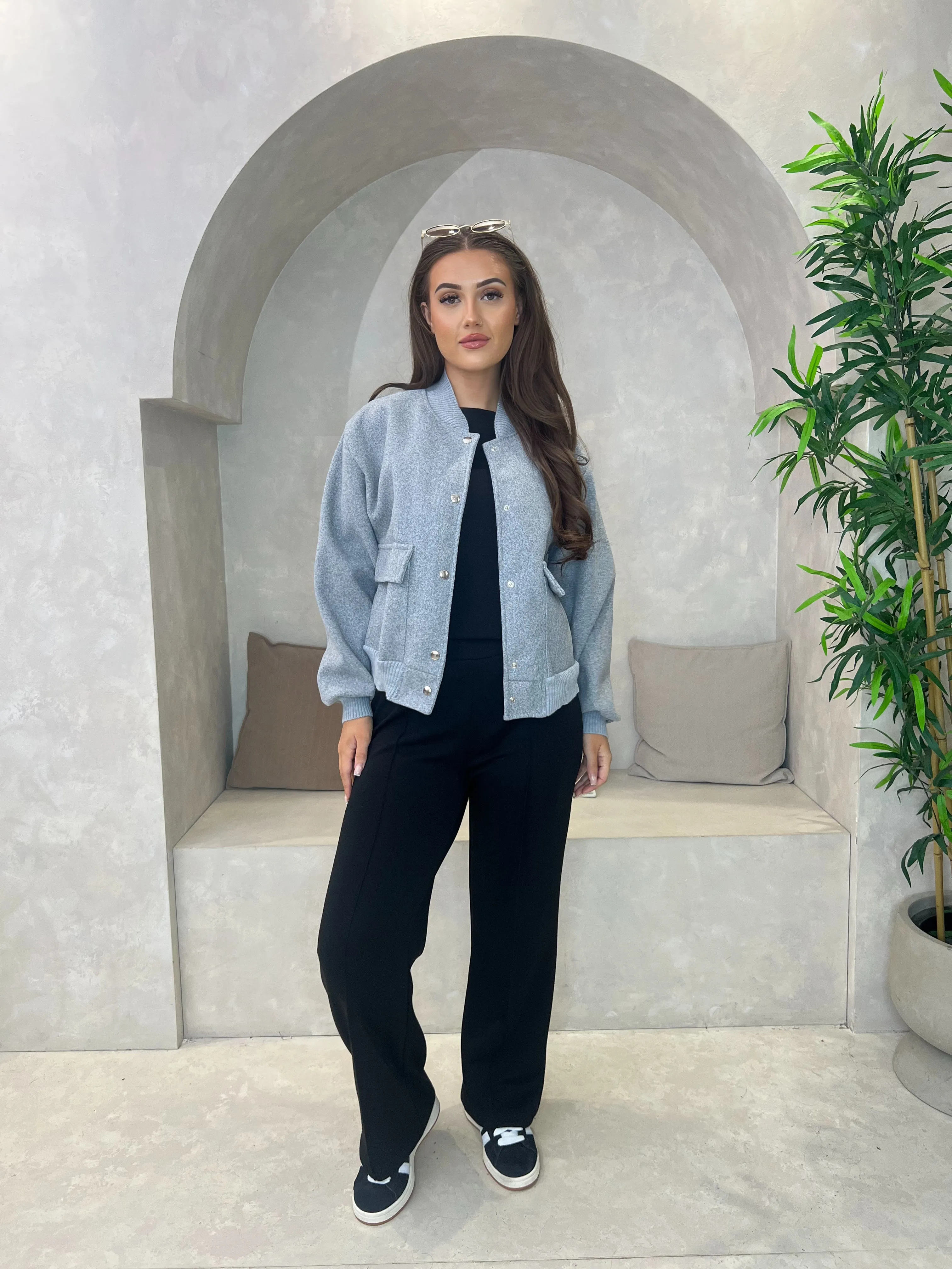 Neutral Look TapedZippers Bomber Jacket