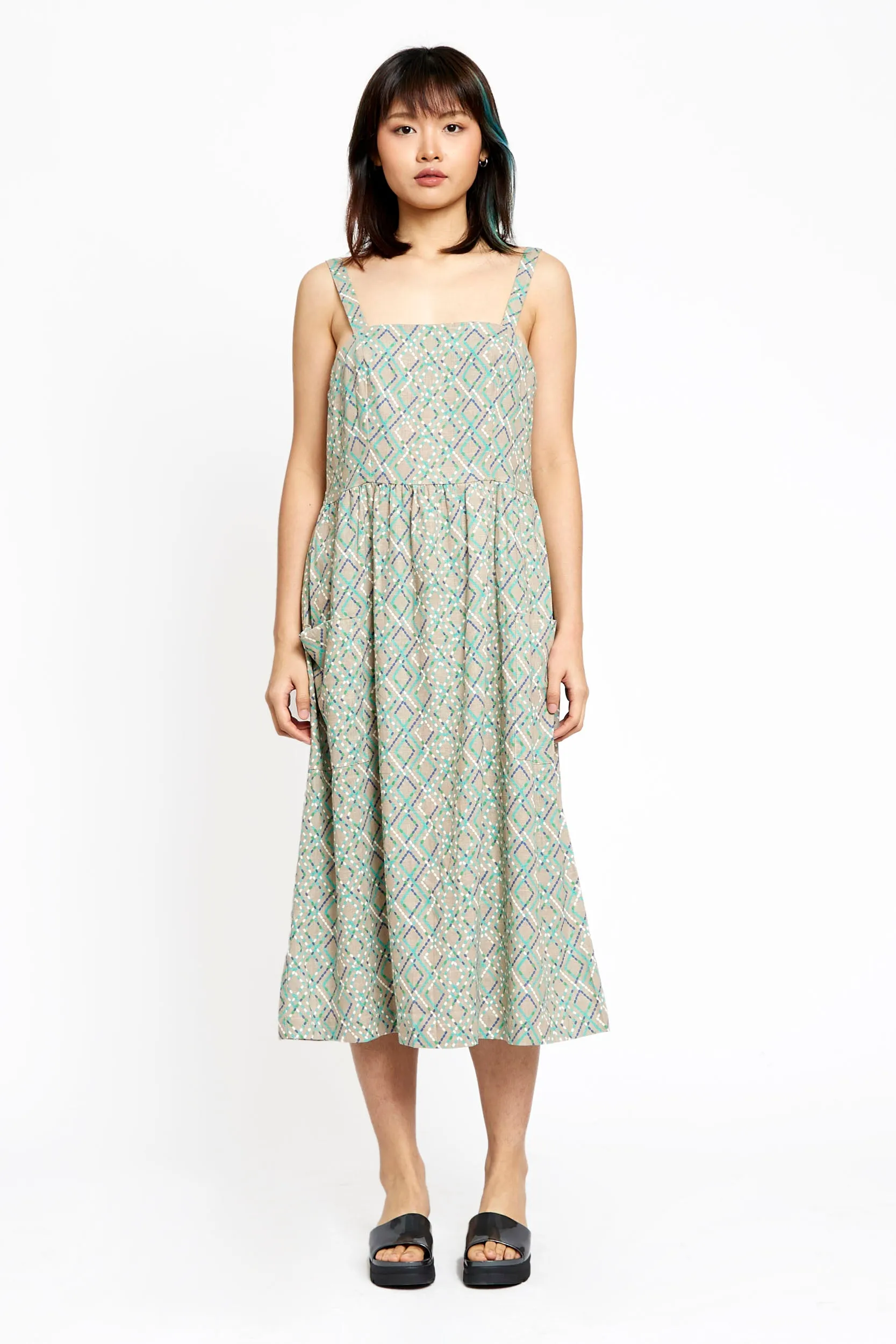 BORDA DRESS Free Step Modern Wear