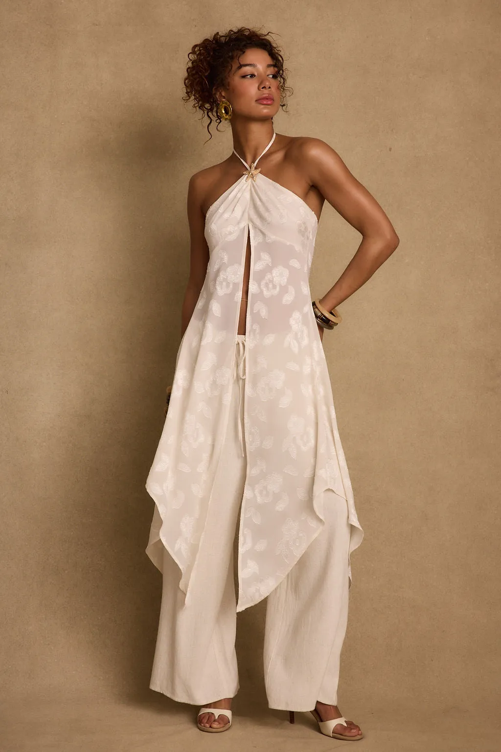 Bruma Ivory Flyaway Top Ergonomic Pattern Design Contrast Stitch Accent