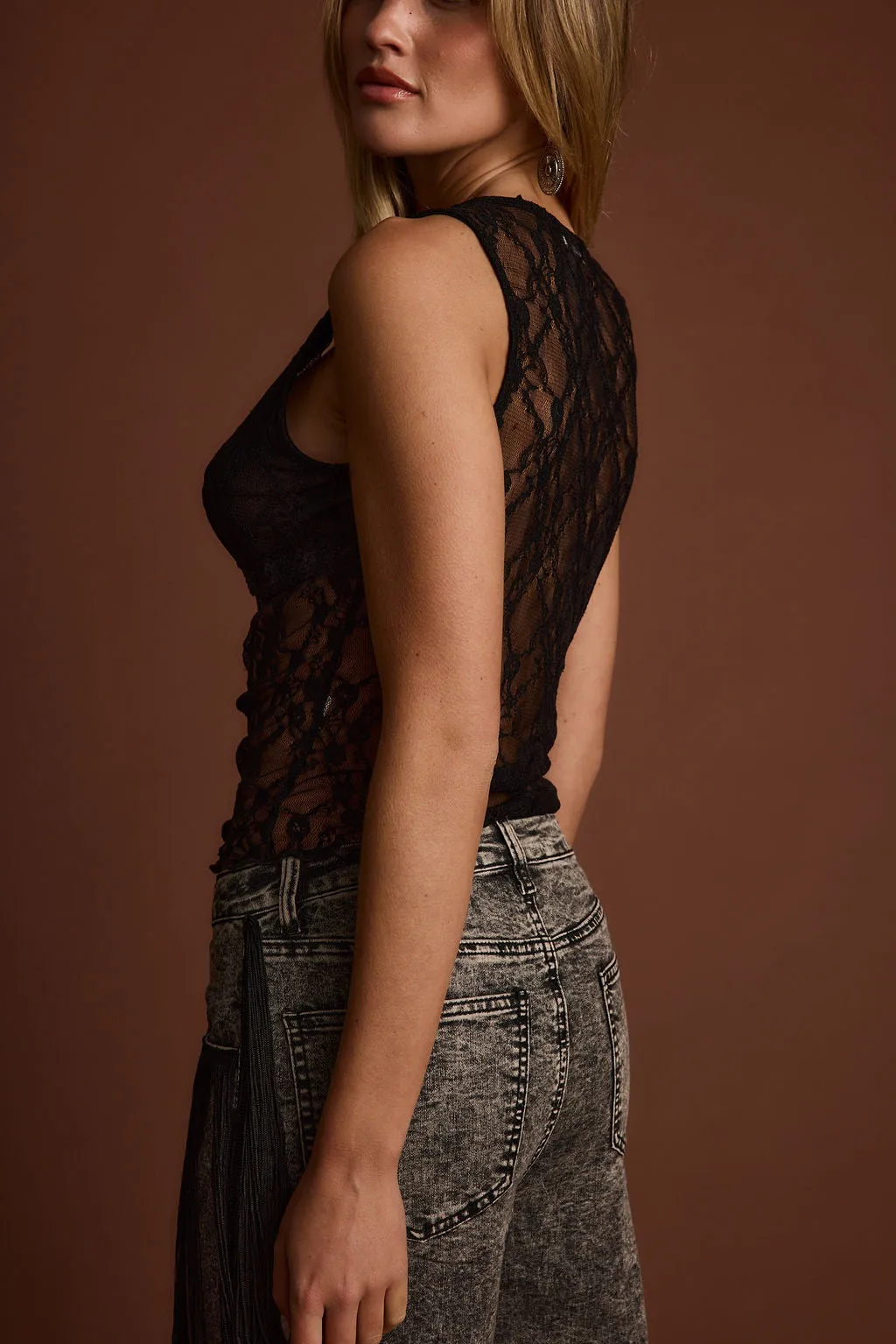 Durable Double Stitching Knit Fabric Technology Wilda Black Lace Tank