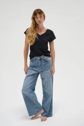 Fitted Deep V Cotton Tee - Black Recommended V neck