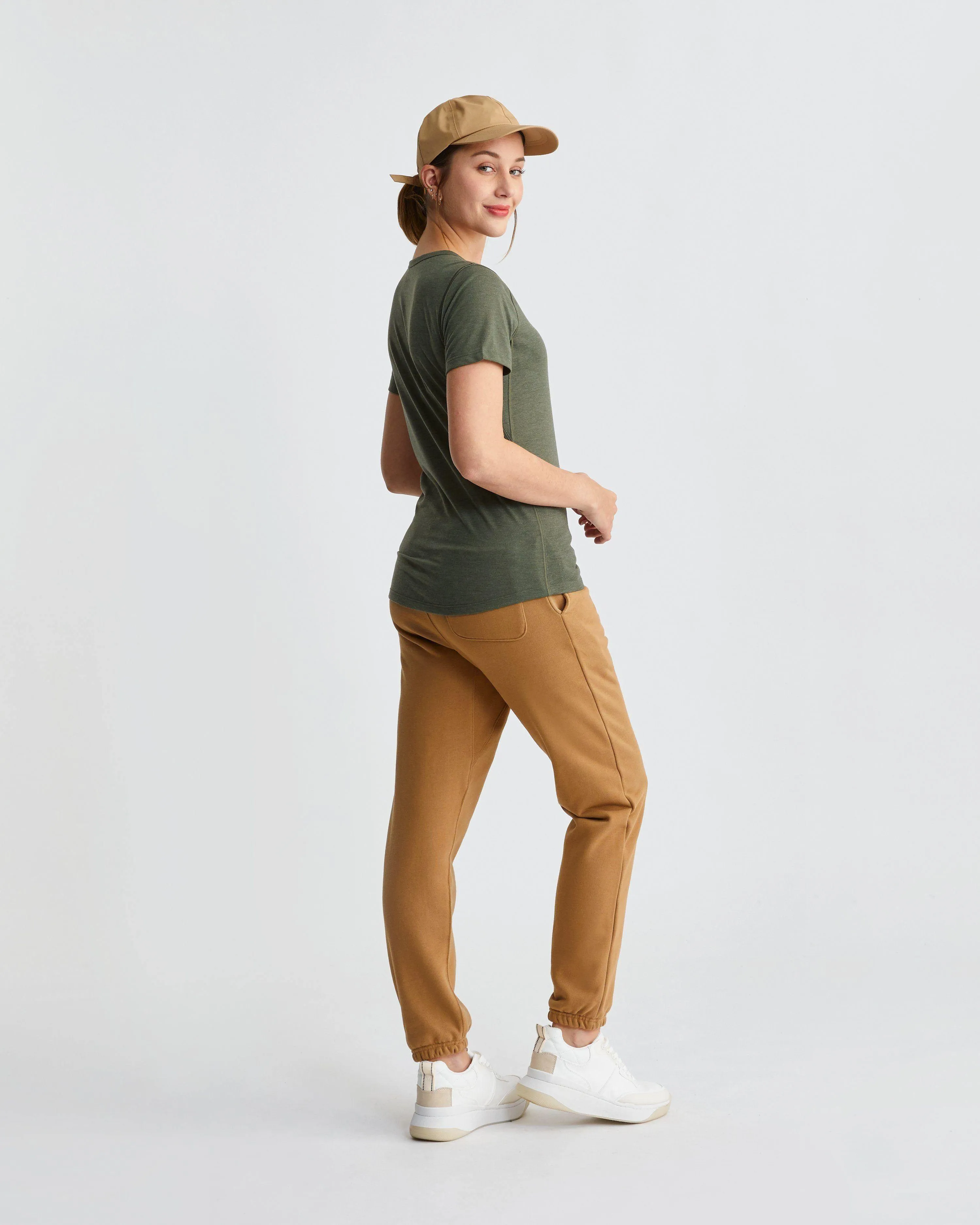 Modern Style Seasonal Comfort W's Daymaker Tee