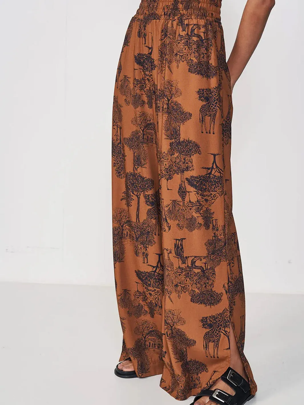 COLCCI JOANA PANTS A Line Silhouette Graceful Look