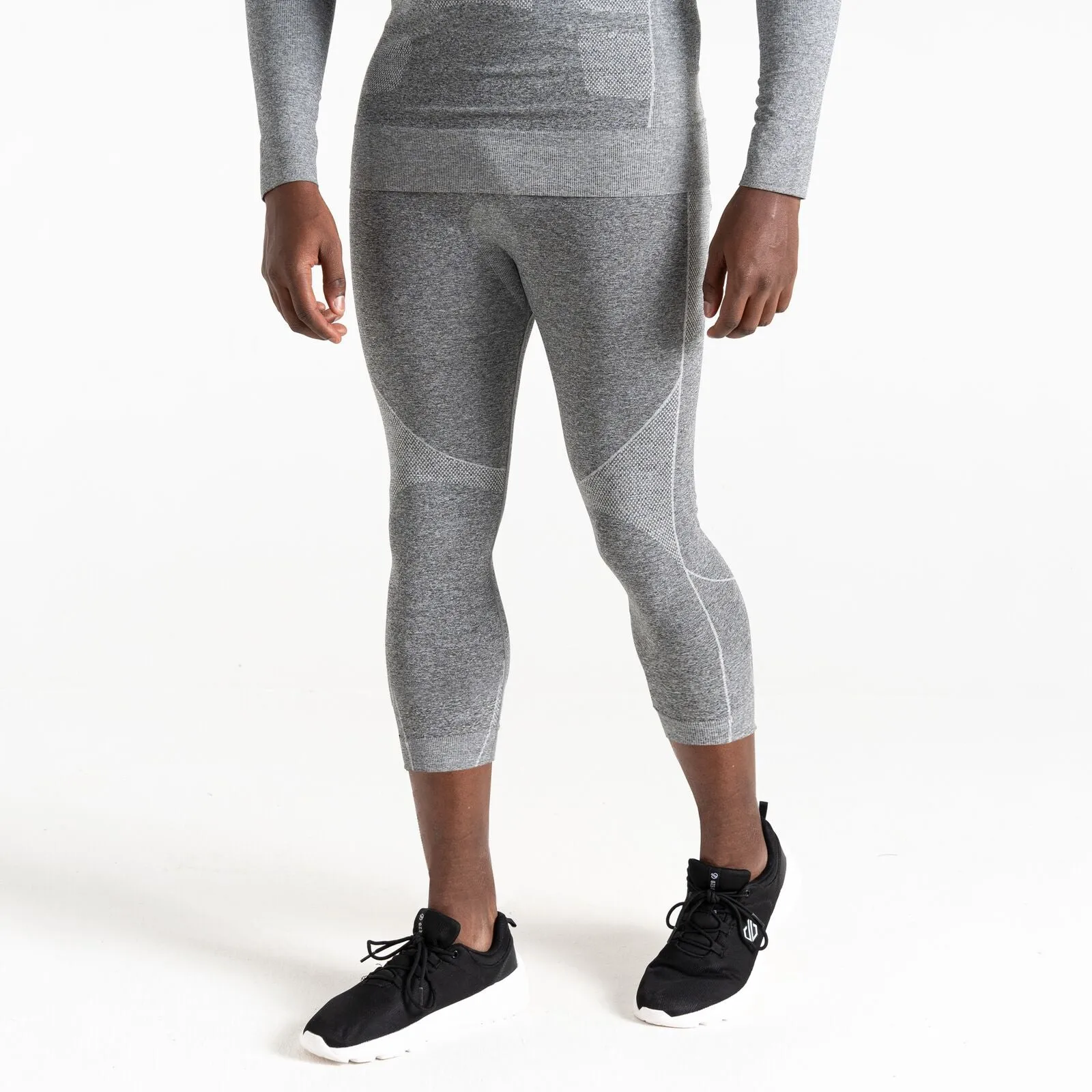Stain Resistant Weave Functional Wear Dare 2B Mens In The Zone III 3/4 Baselayer Bottoms