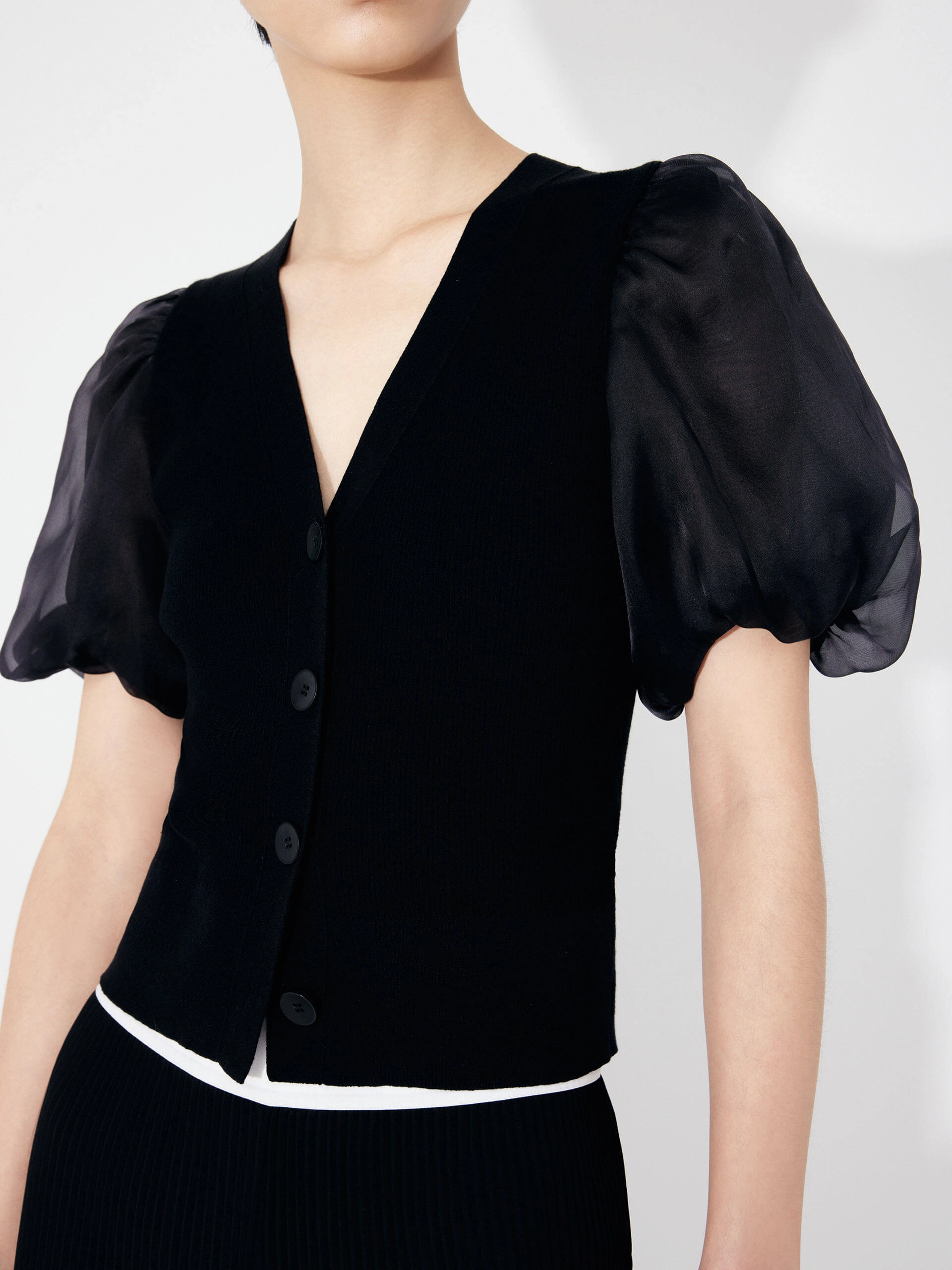 Non Chlorine Bleach Safe Modern Look Cotton Blend Crop Knitted Cardigan