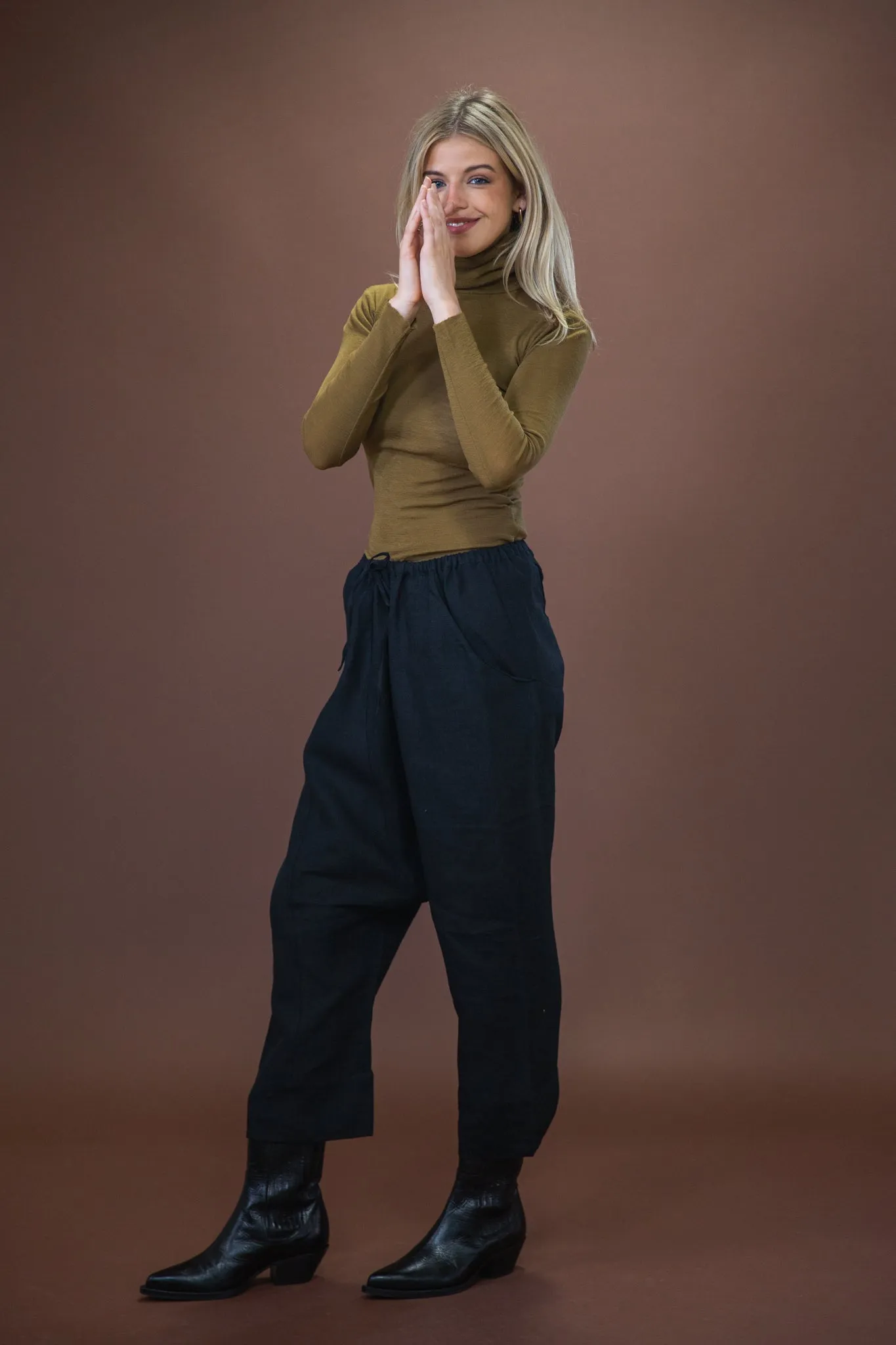 Merino Roll Neck | Bronze Simple Cozy Fashion Knitwear