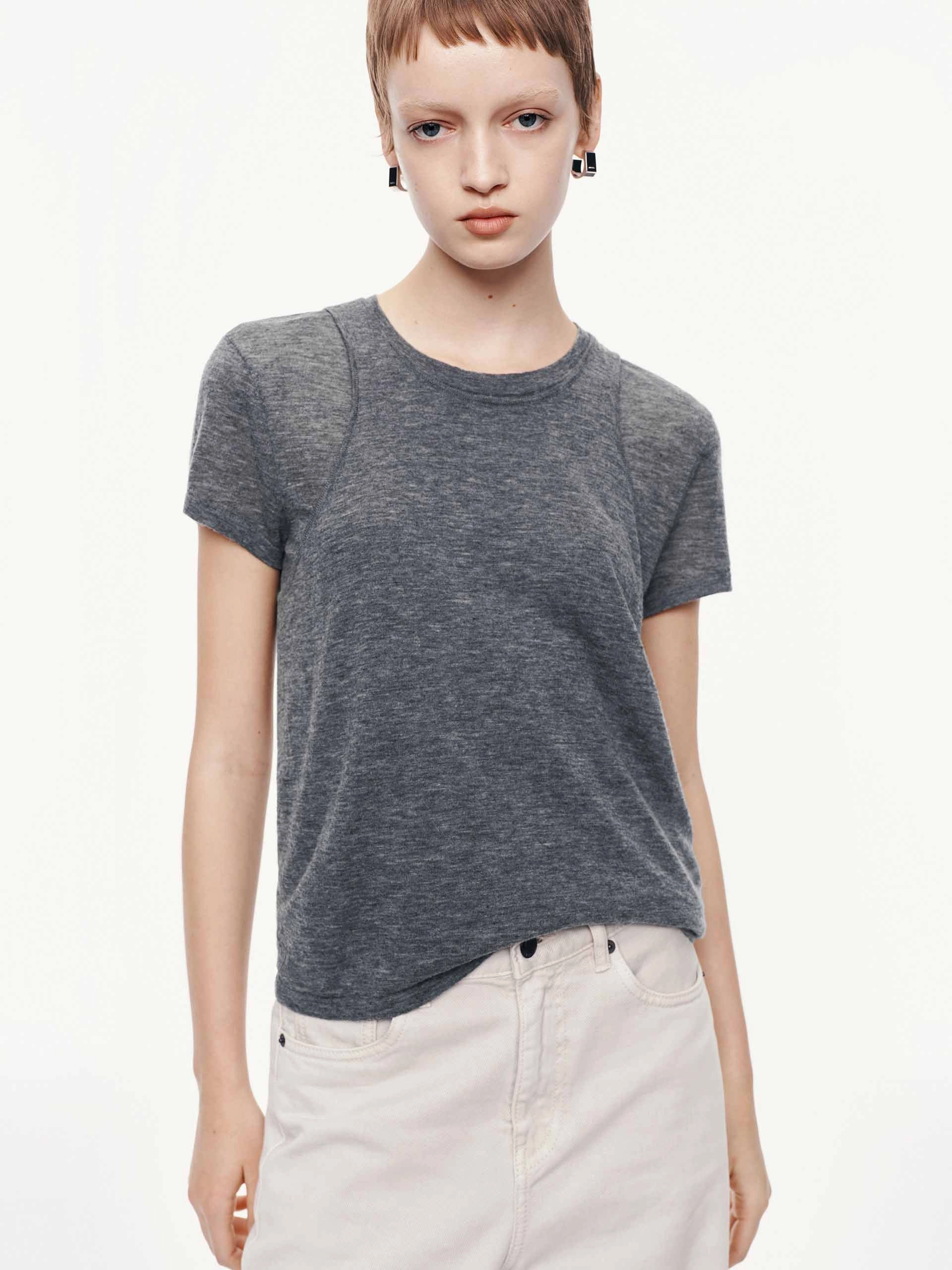 Wool Knitted Top With Tank Layered Ventilation Design