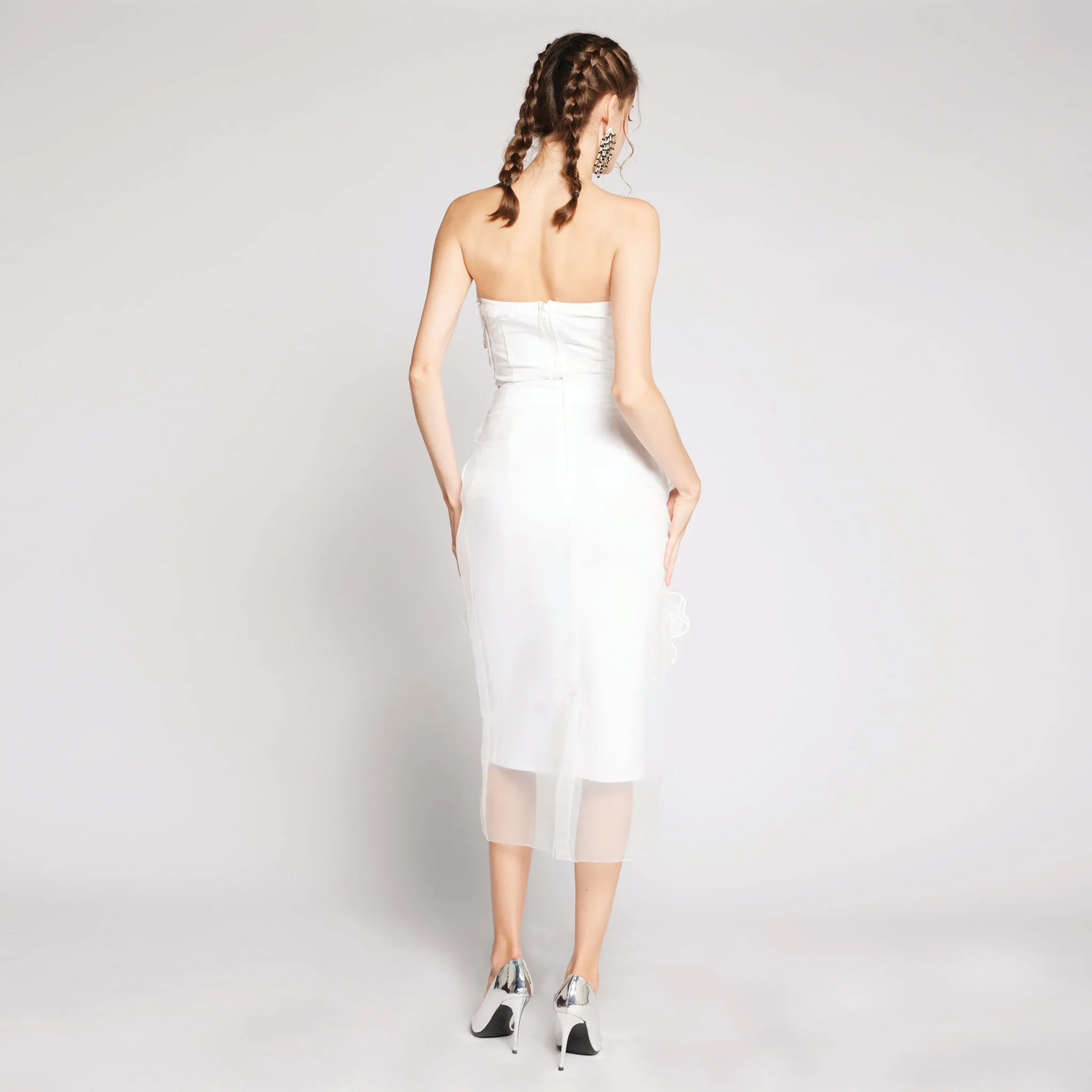 Non Irritating Edges Embroidered Patch Skirt