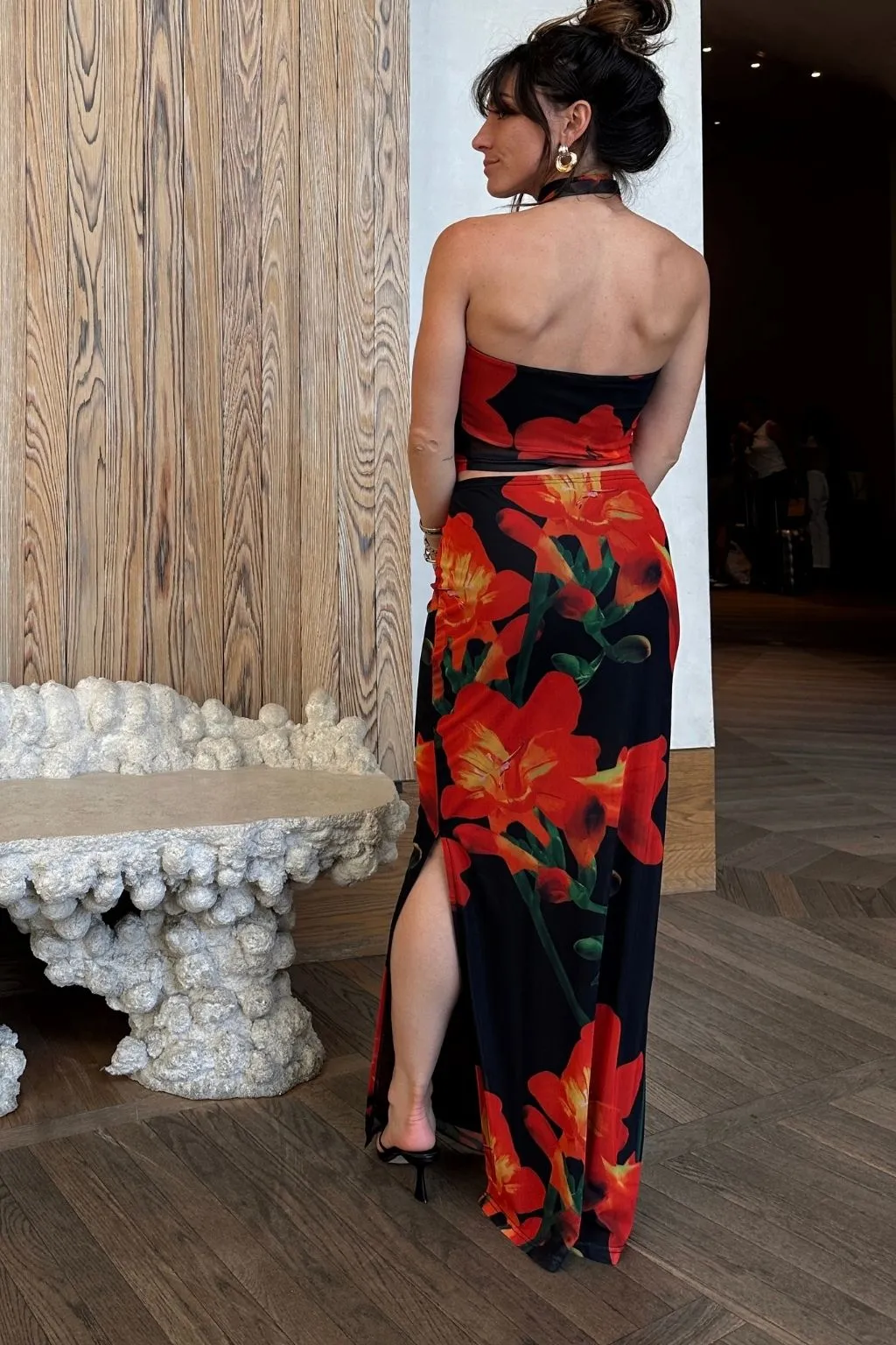 Buttonless Closure Amour Floral Strapless Scarf Top