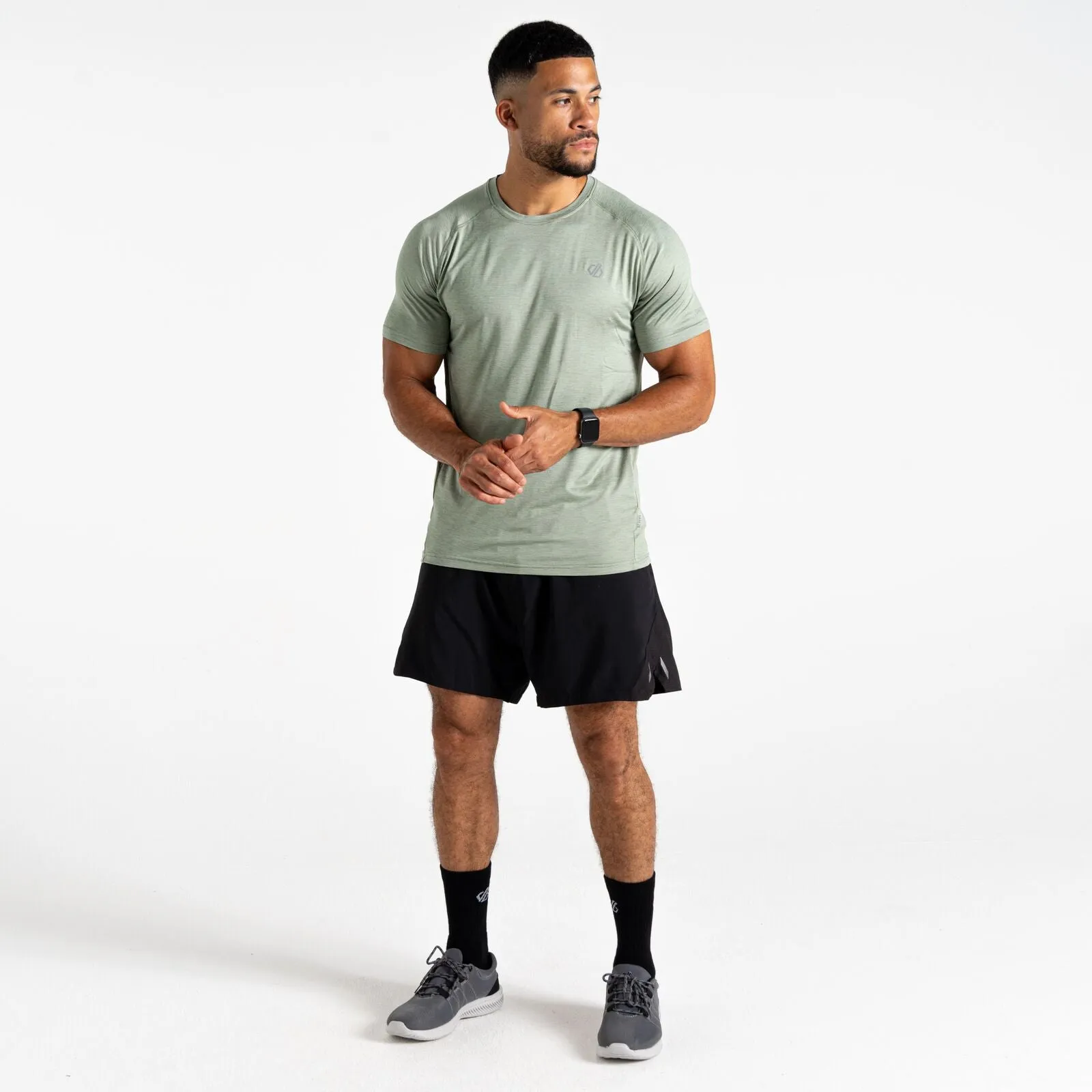 MultiPanelConstruction Dare 2B Mens Persist Short Sleeve T-Shirt