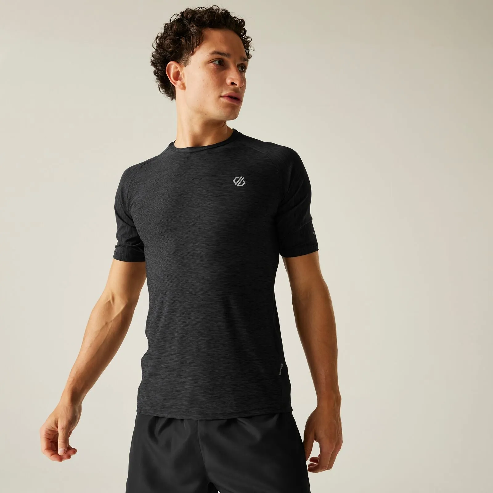 Dare 2B Mens Power Up Short Sleeve T-Shirt LayeringFriendly Weight