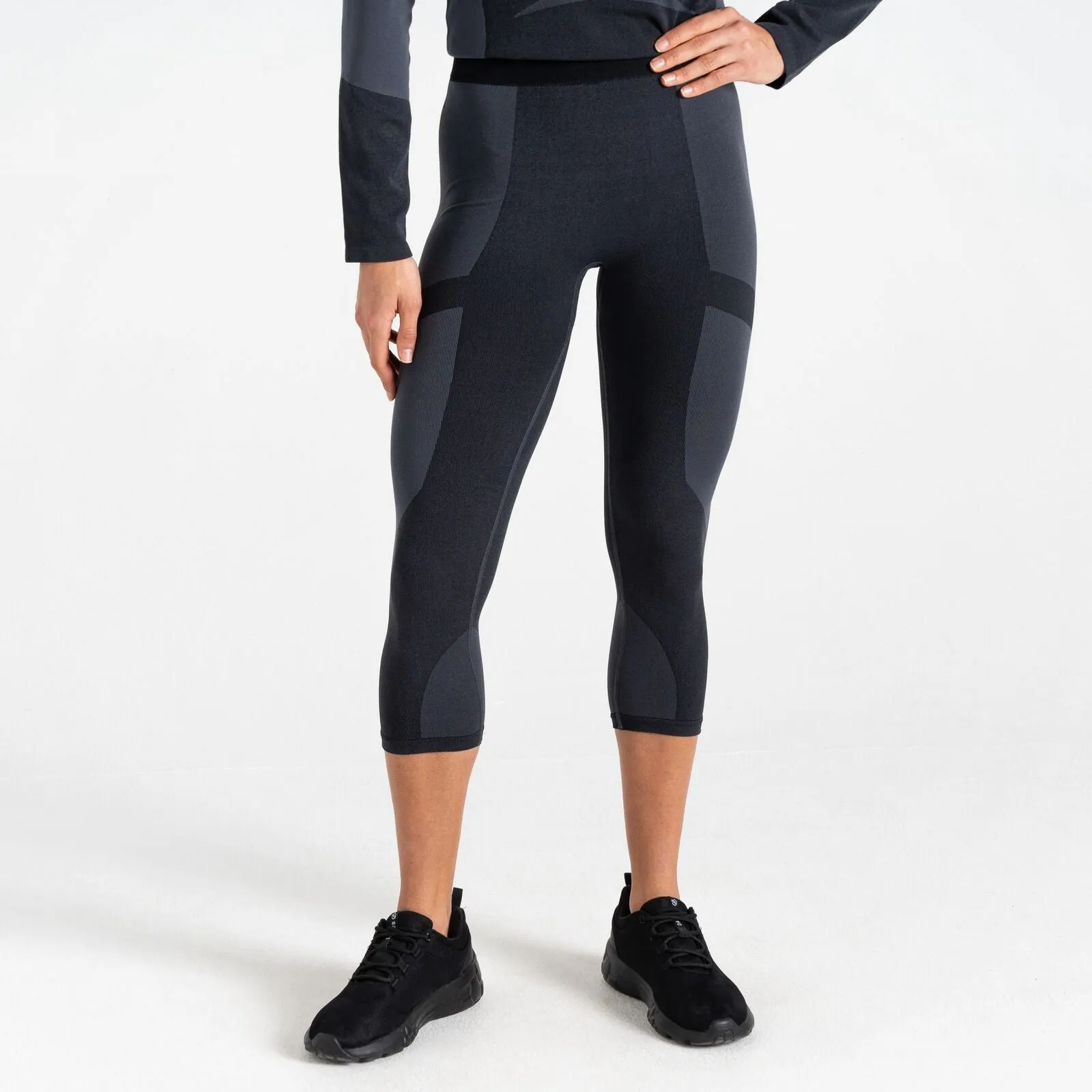 Dare 2b Womens In The Zone II  3/4 Leggings Lightweight Material Unisex Style Comfortable Fit Design