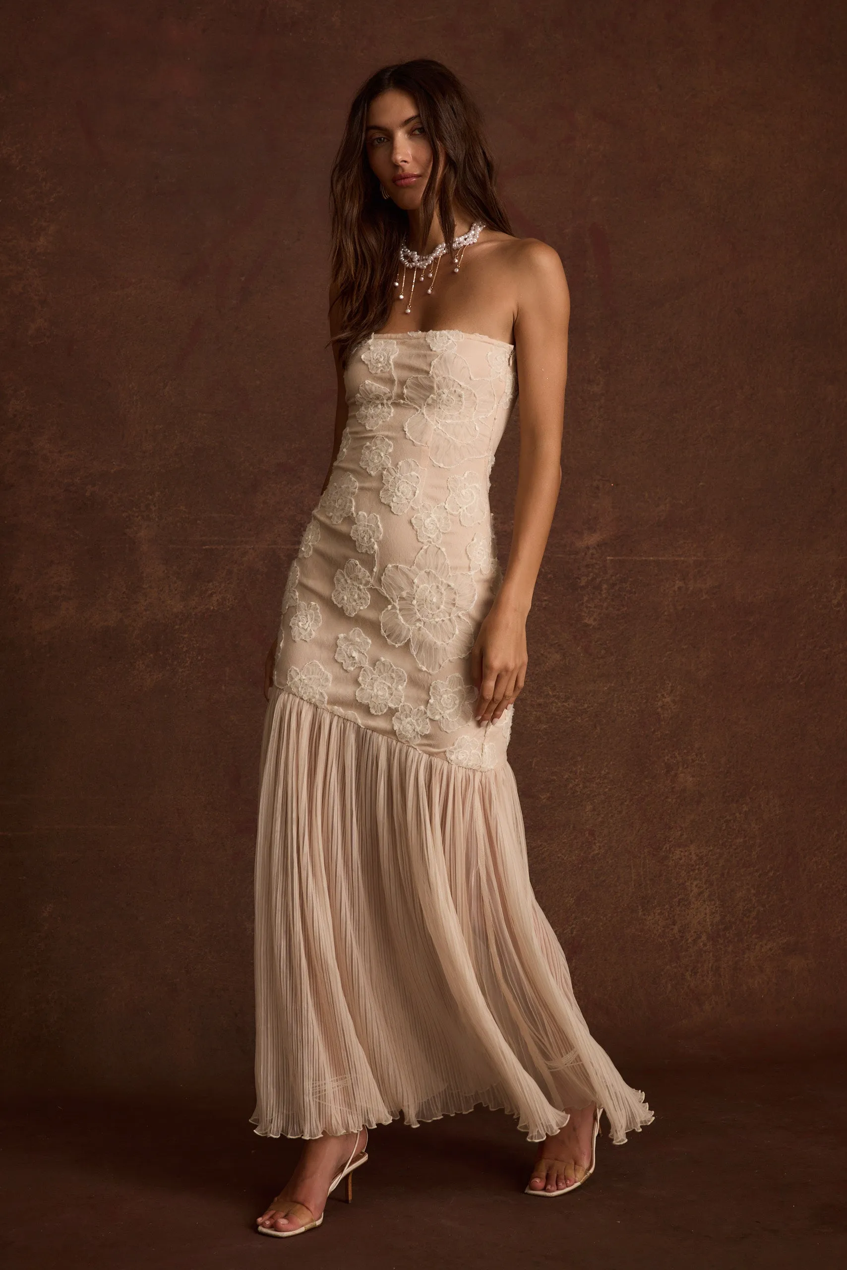 Neutral Flow Classic sheath dress Daylight Blush Embroidered Maxi Dress