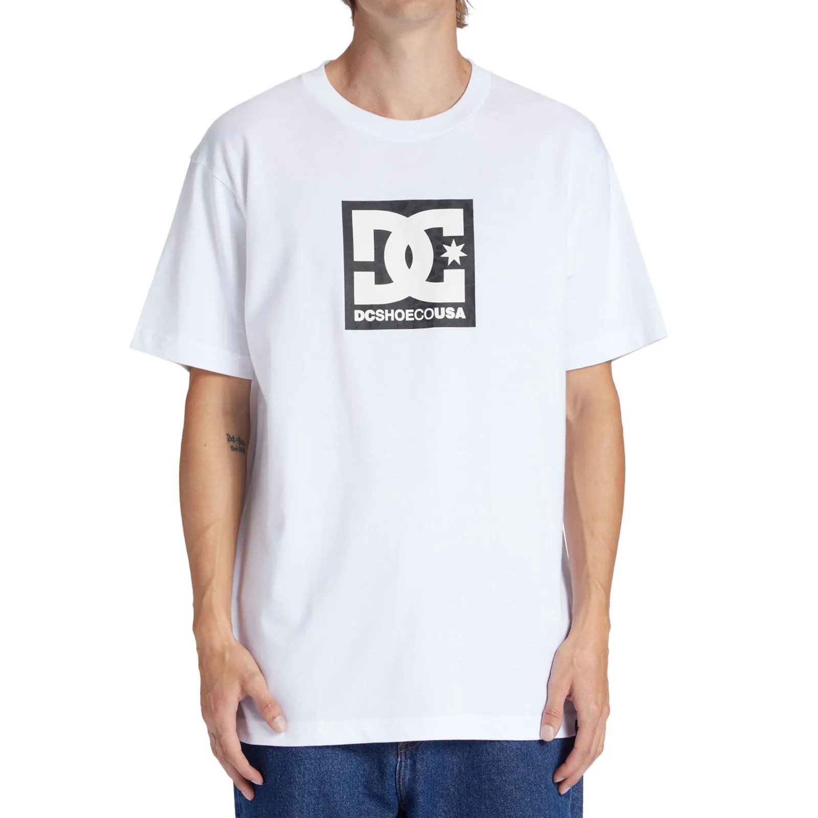 DC Shoes Mens Square Star Fill Short Sleeve Crew Neck T-Shirt DoubleLayered Neckline Flexible Waistband