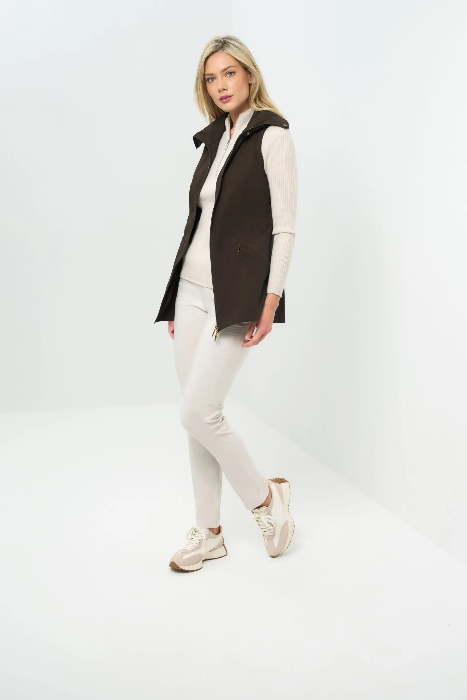 Casual Outdoor Look Delaney Mid Weight Stretch Vest