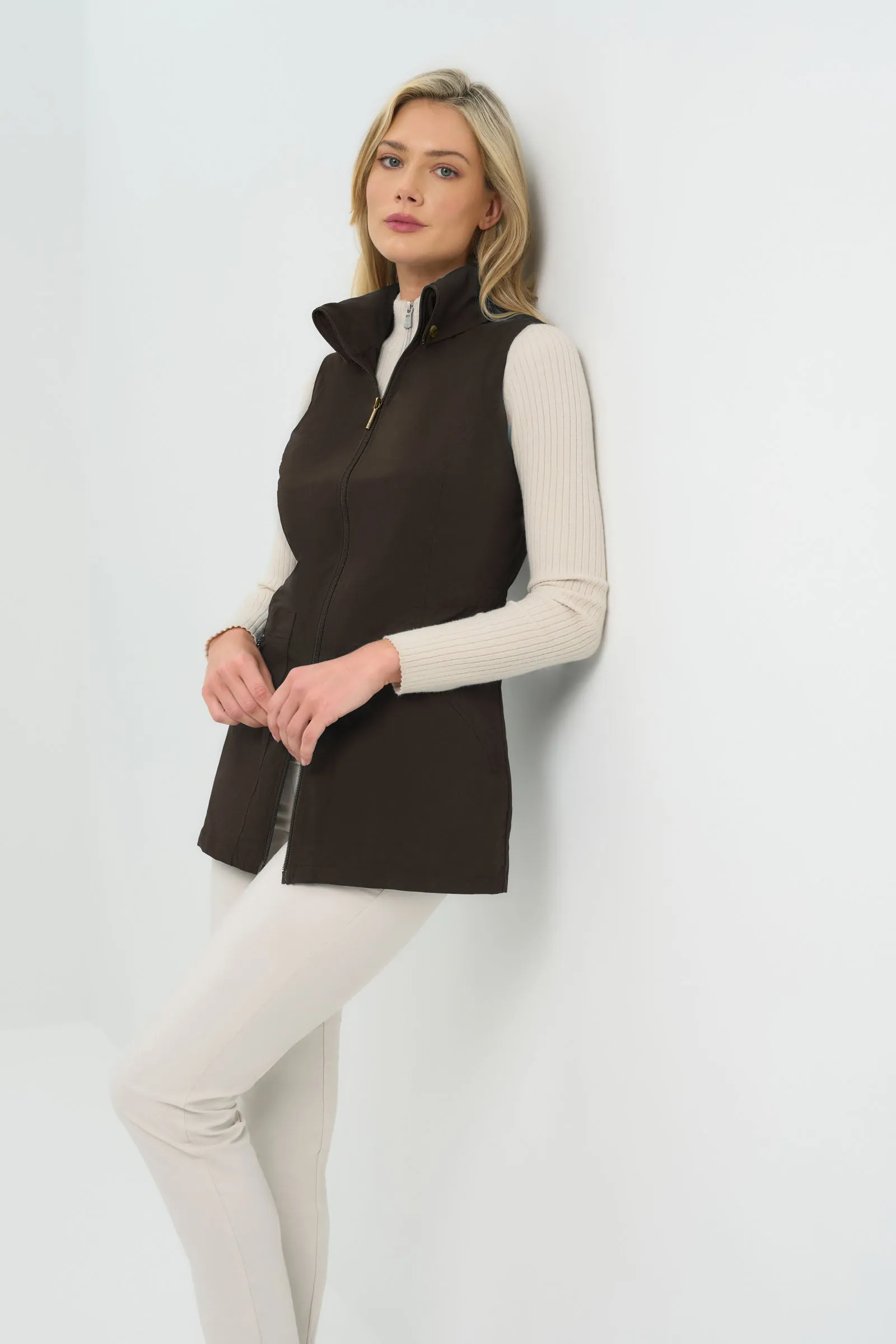 Minimalist Design Breathable Material Delaney Mid Weight Stretch Vest