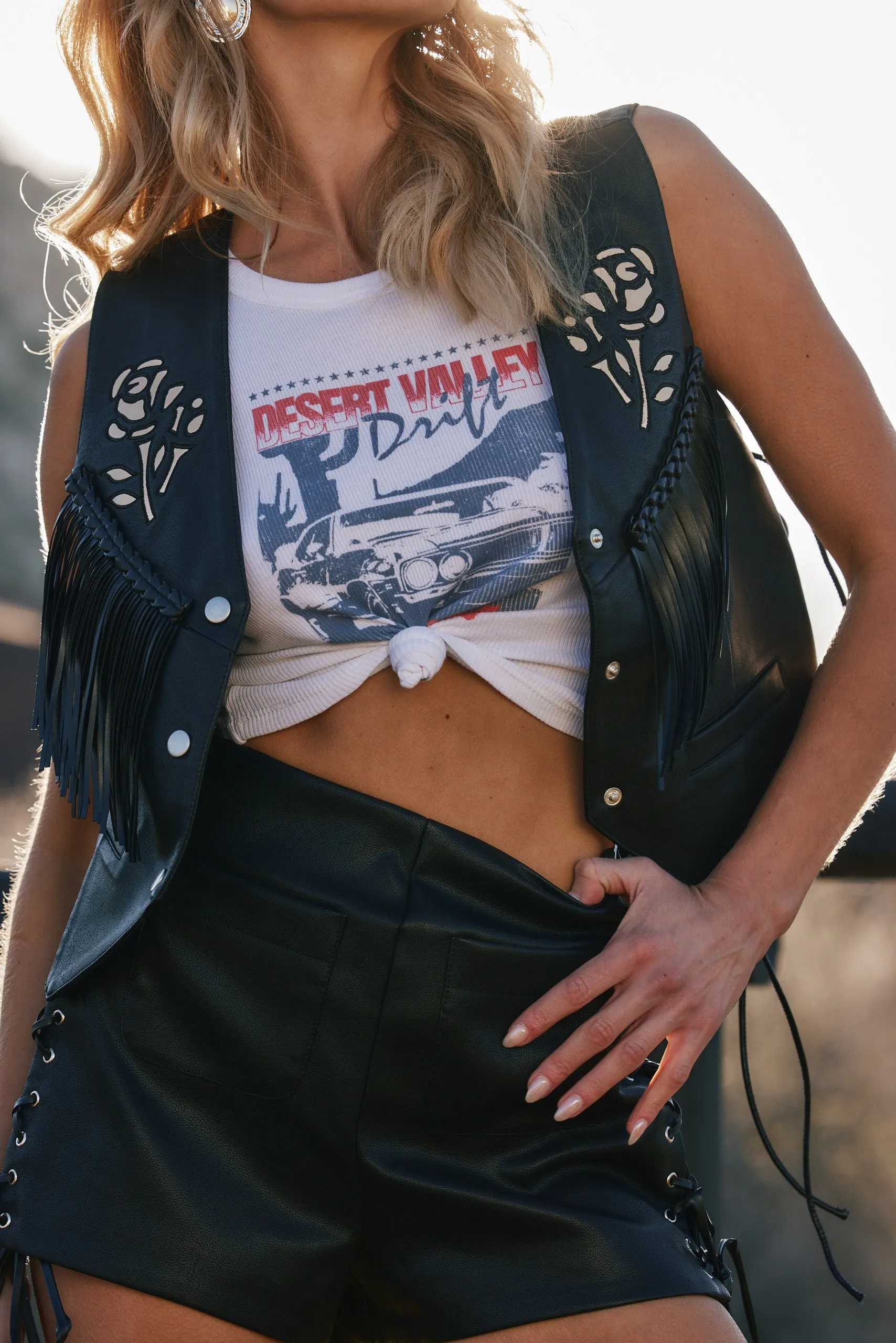 Desert Valley Drift Graphic White Tank Quick Dry Fabric