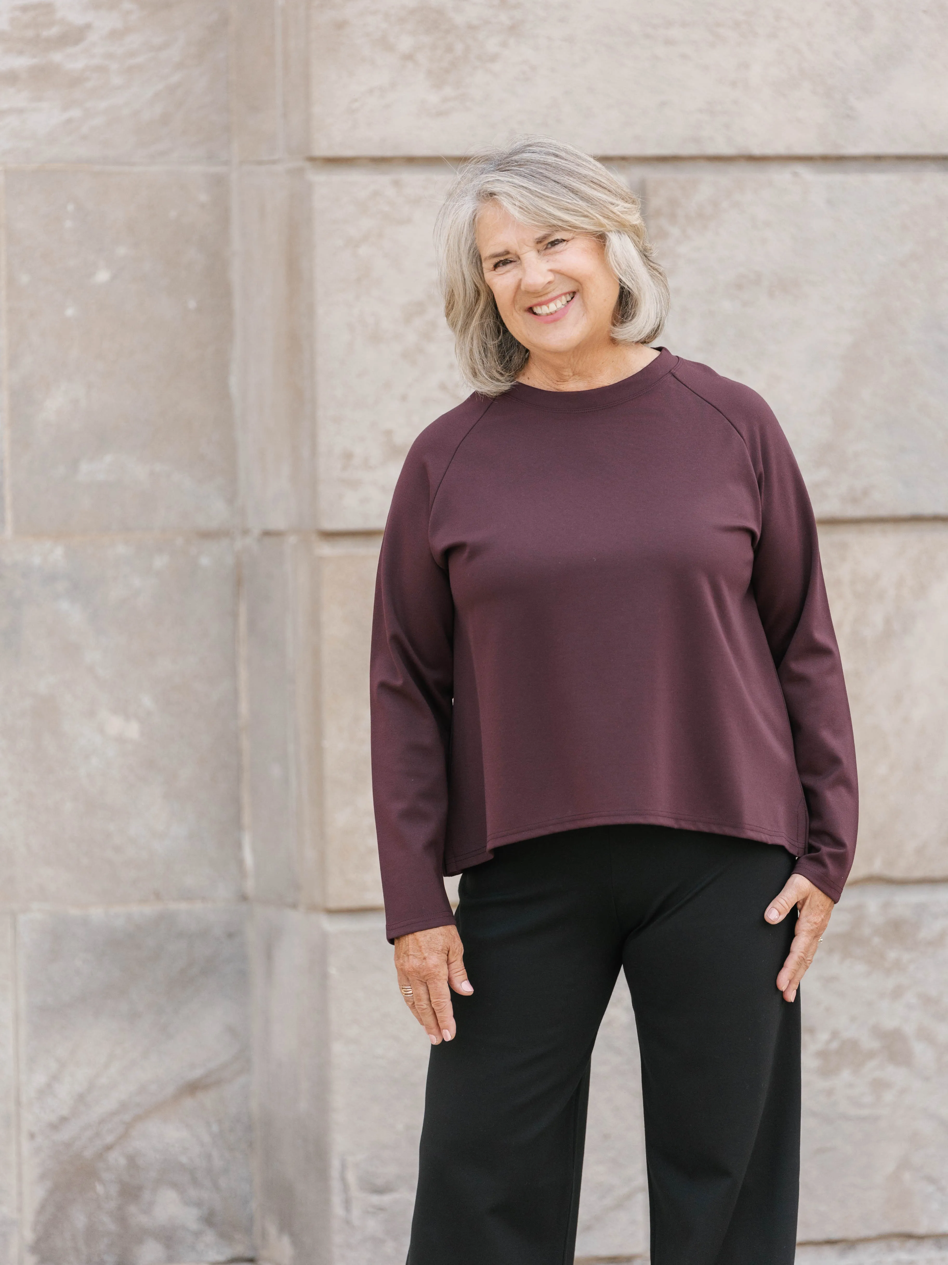 Comfort Stretch Fit Domino Top