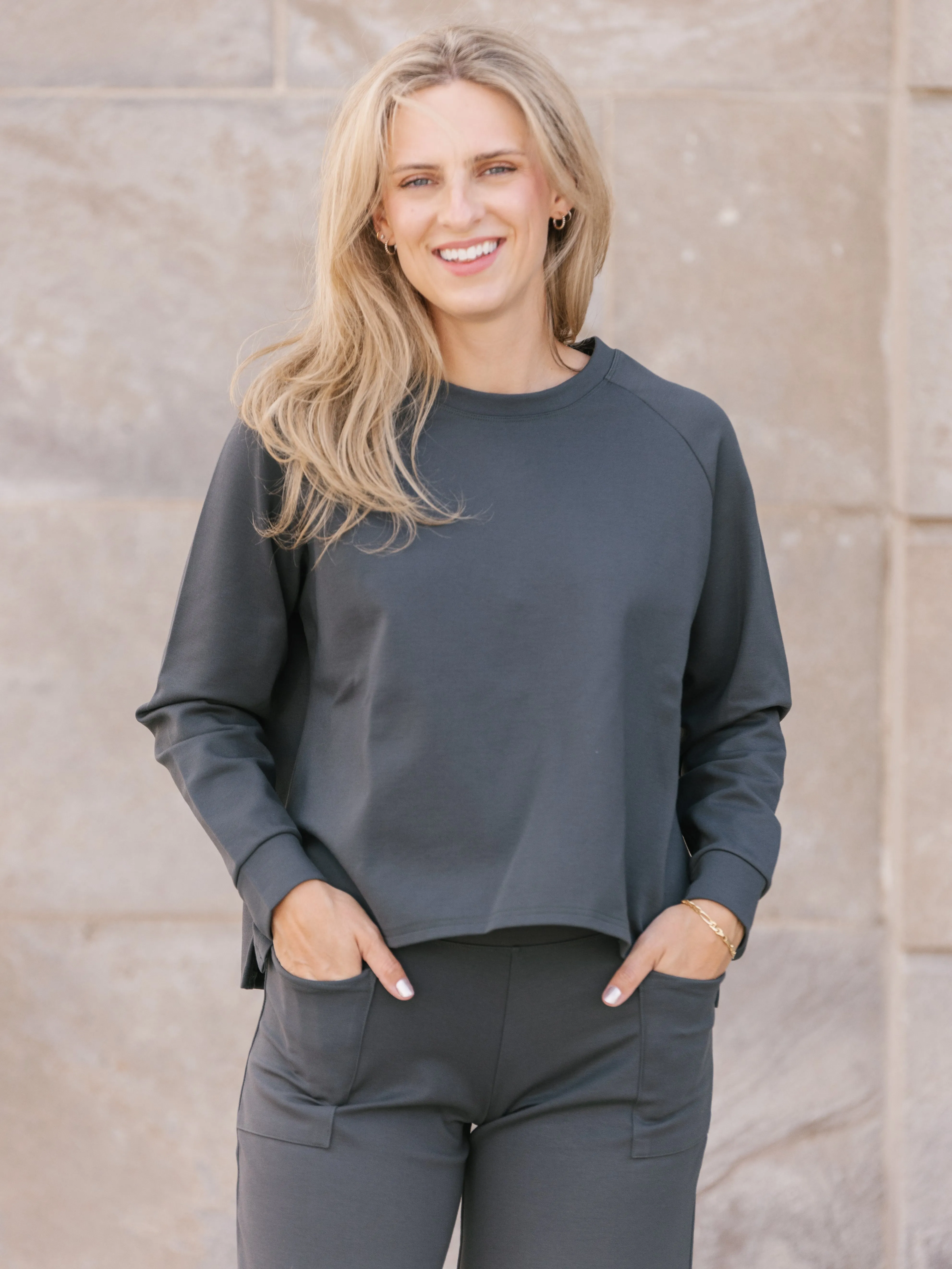 Odor Resistant Fabric Relaxed Layers Domino Top