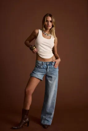 Eastwood Light One Legged Boyfriend Jeans Teen Outfit Elegant Winter Warmth Outdoor Adventure