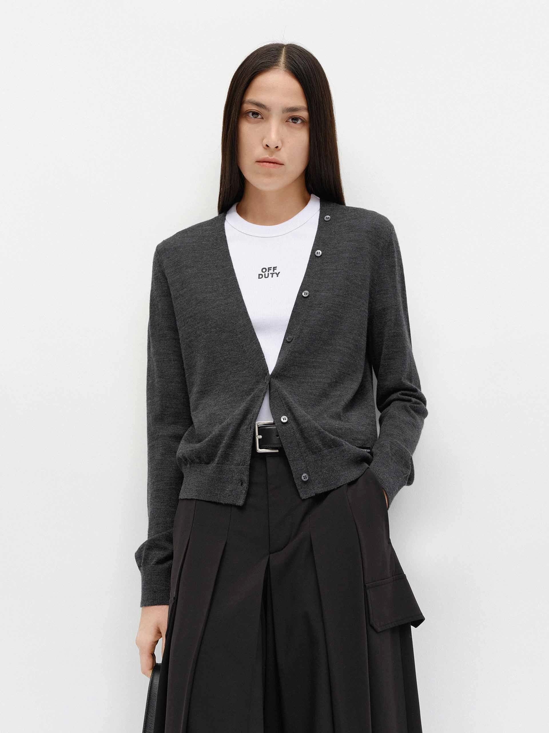 Evening Wear Winter Days V-neck Soft Wool Cardigan