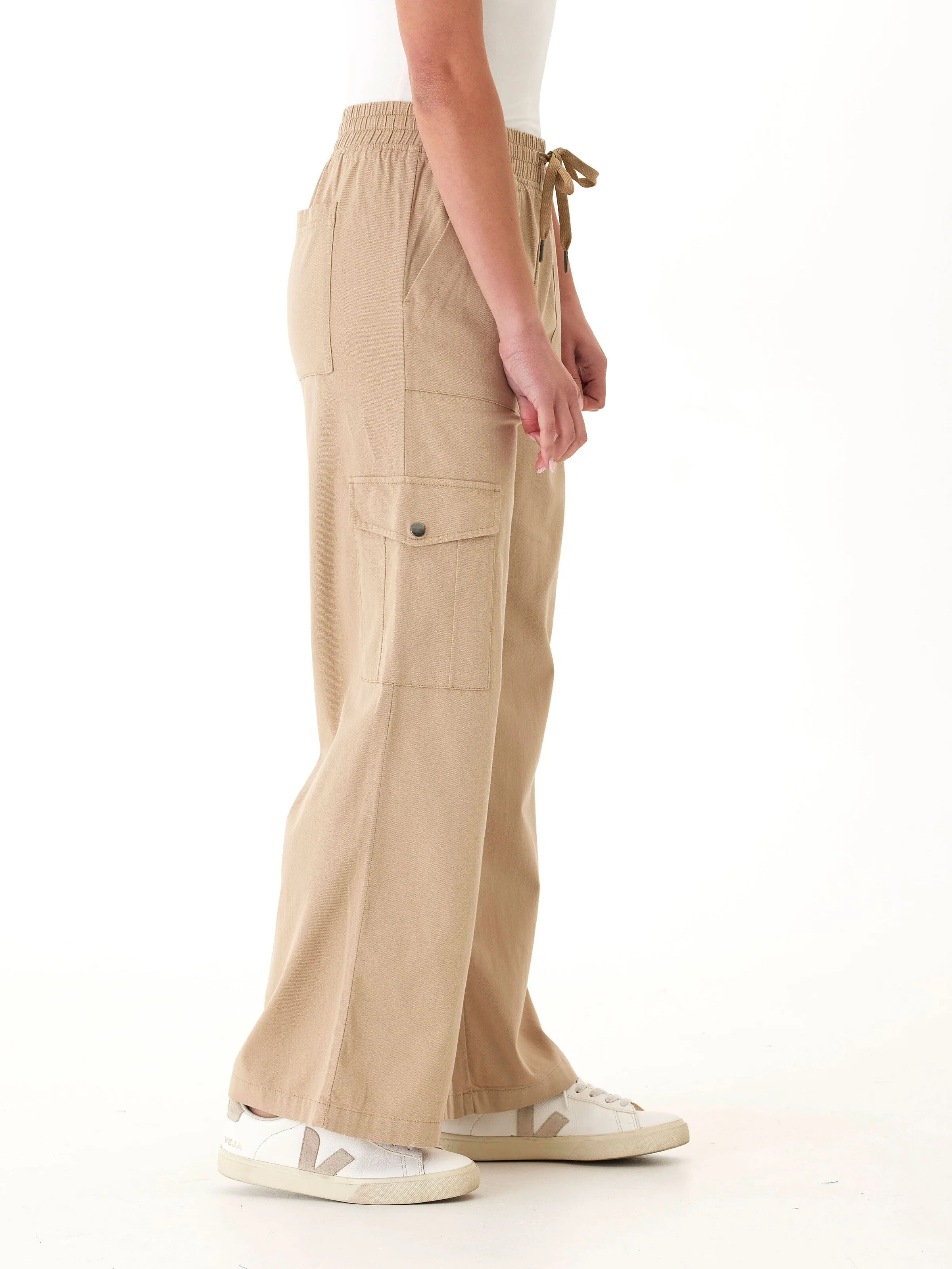 Casual Layering Perfect Fit Eila Stretch Twill Wide Leg Cargo Pant