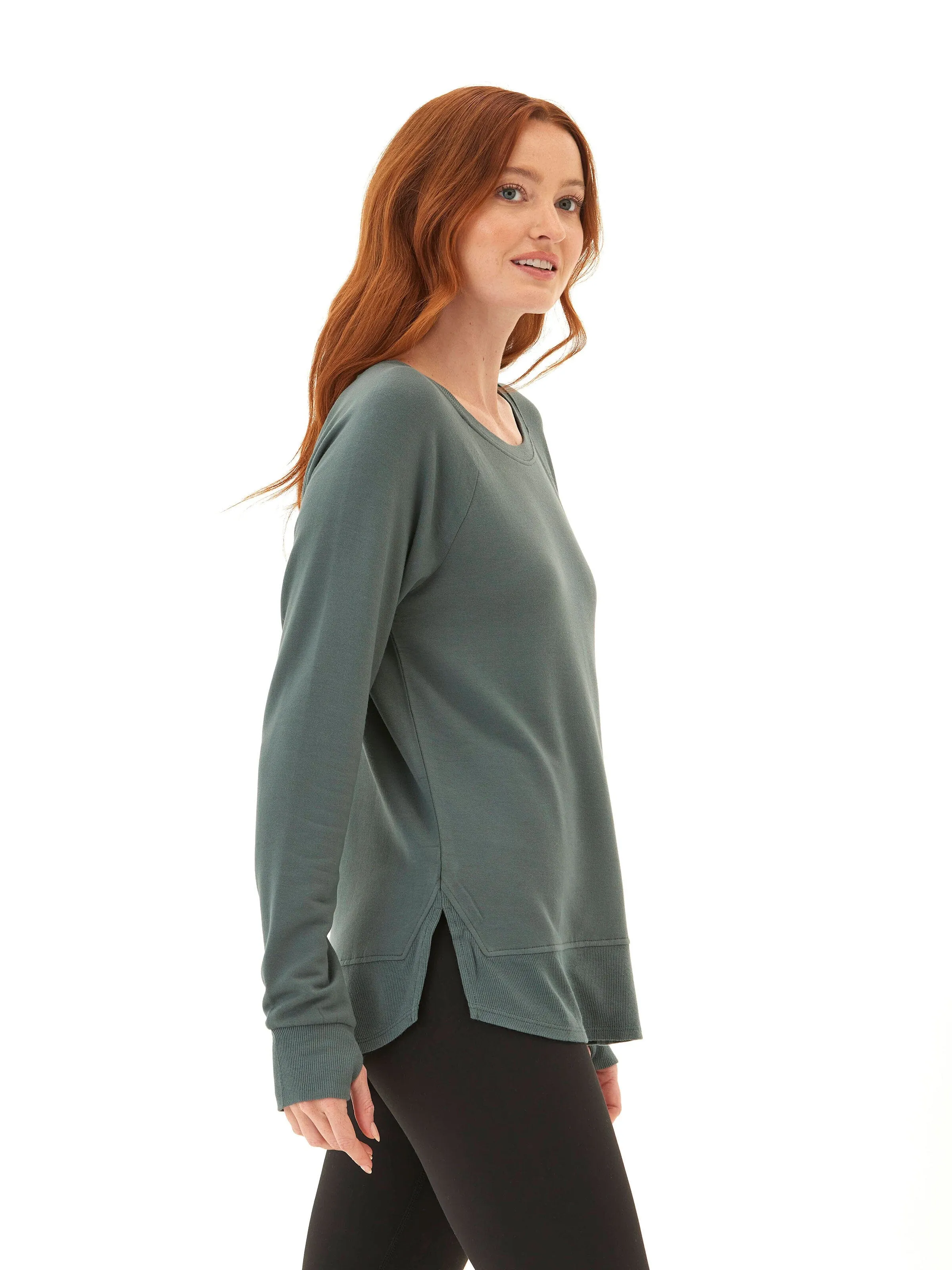 Leelu Feather Fleece Raglan Pullover Moisture Managing Liner