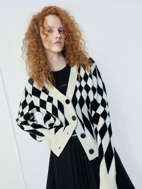 Unisex Fit Checkered Pattern Wool Cardigan