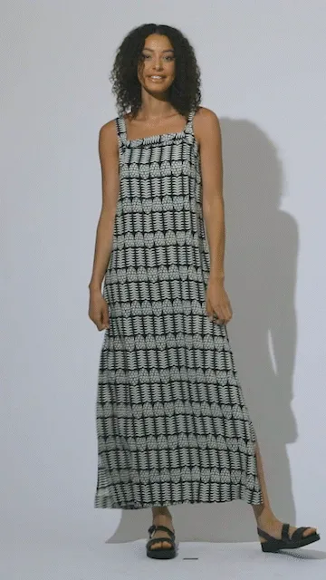 KALSY DRESS Classic Layer Elegant Touch