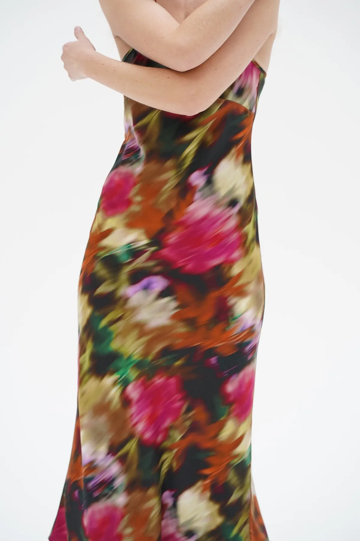 Beach Walk Josie Slip Dress - Blurred Floral