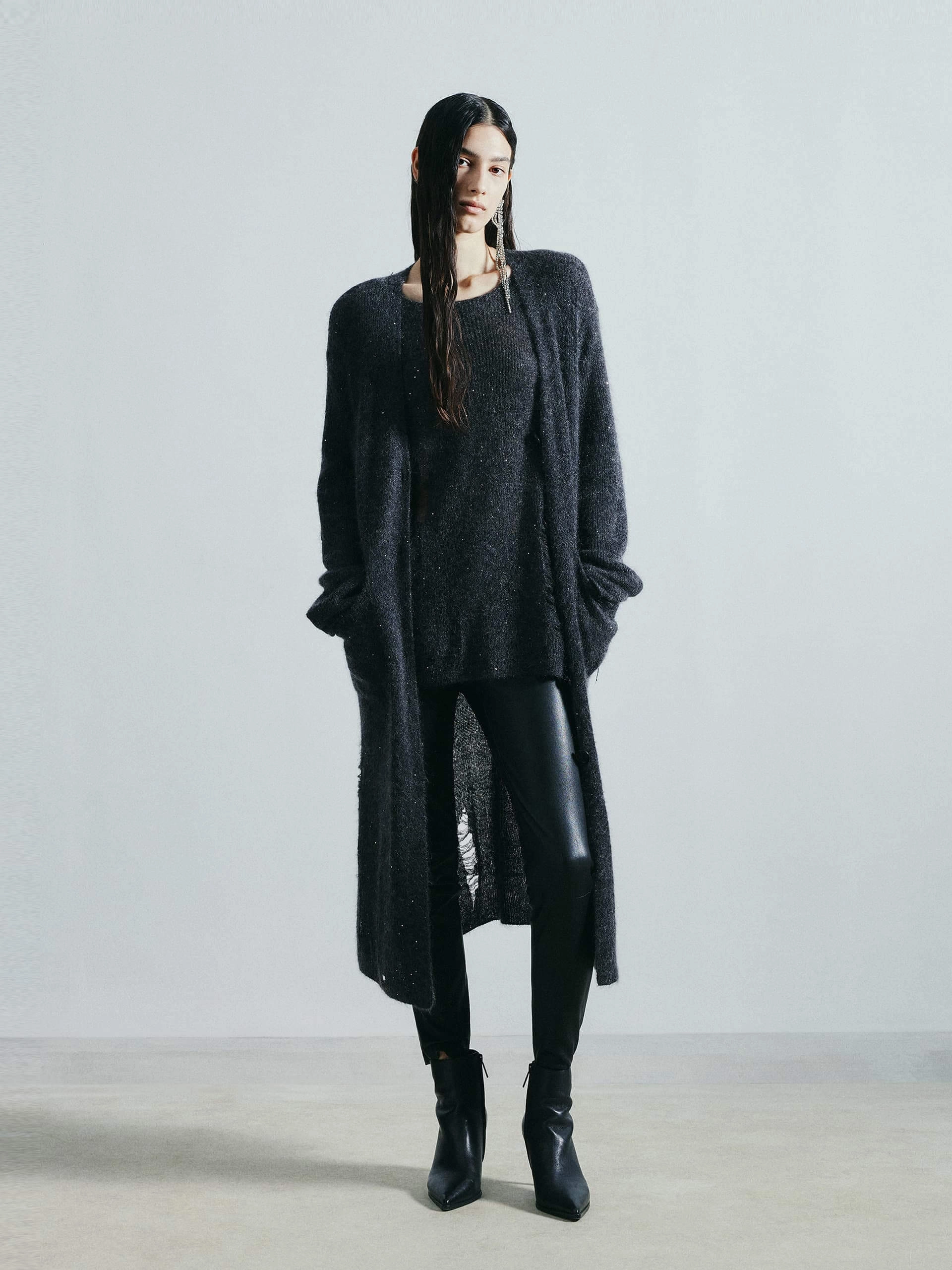 Outdoor Comforted OdorResistant Treatment Distressed Detail Long Cardigan