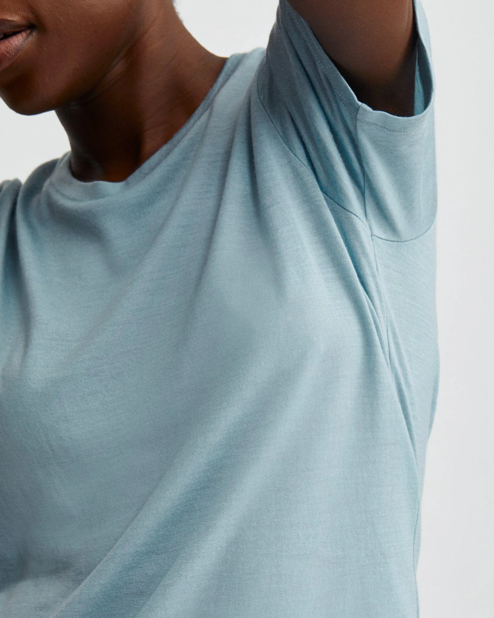 Anti Pill Surface W's Traveler Merino Tee