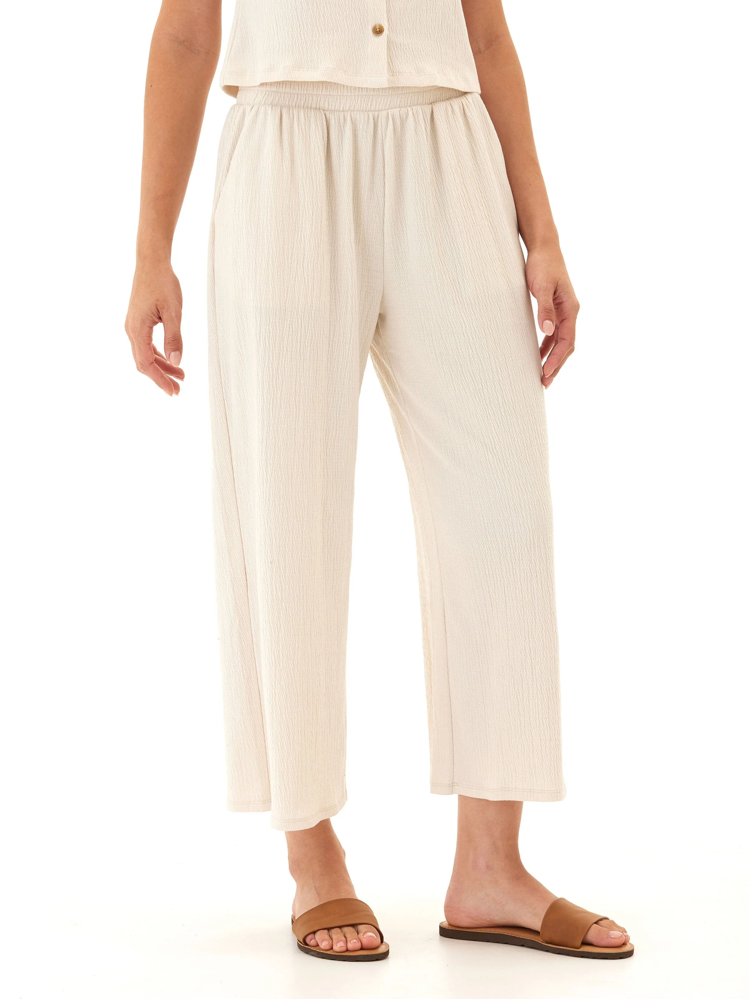 Fashionable Design Functional Stretch Ivanna Smocked Jersey Wide Leg Capri Pant