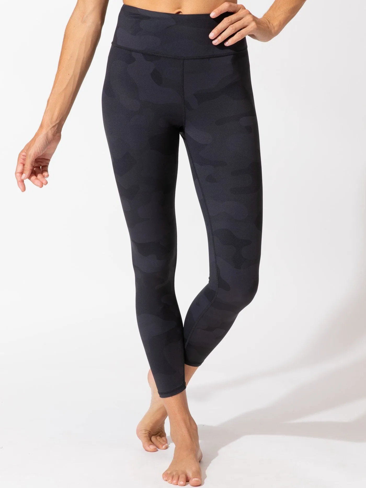 Jackie High Rise 7/8 Sport Legging 24" City Walk Minimalist Style