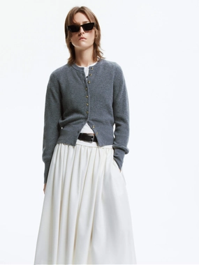 Crew Neck Wool Cardigan Elastic Seamless Design Stretch Fabric
