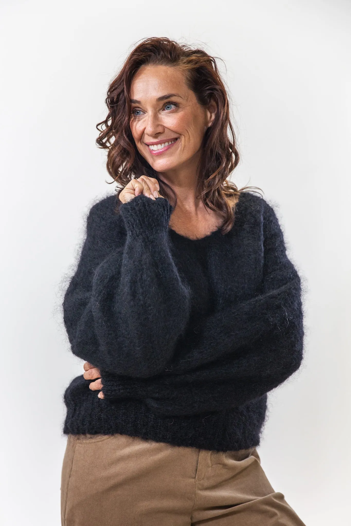 Chilly Day Wear Stretchable Fabric Milana Knit | Black