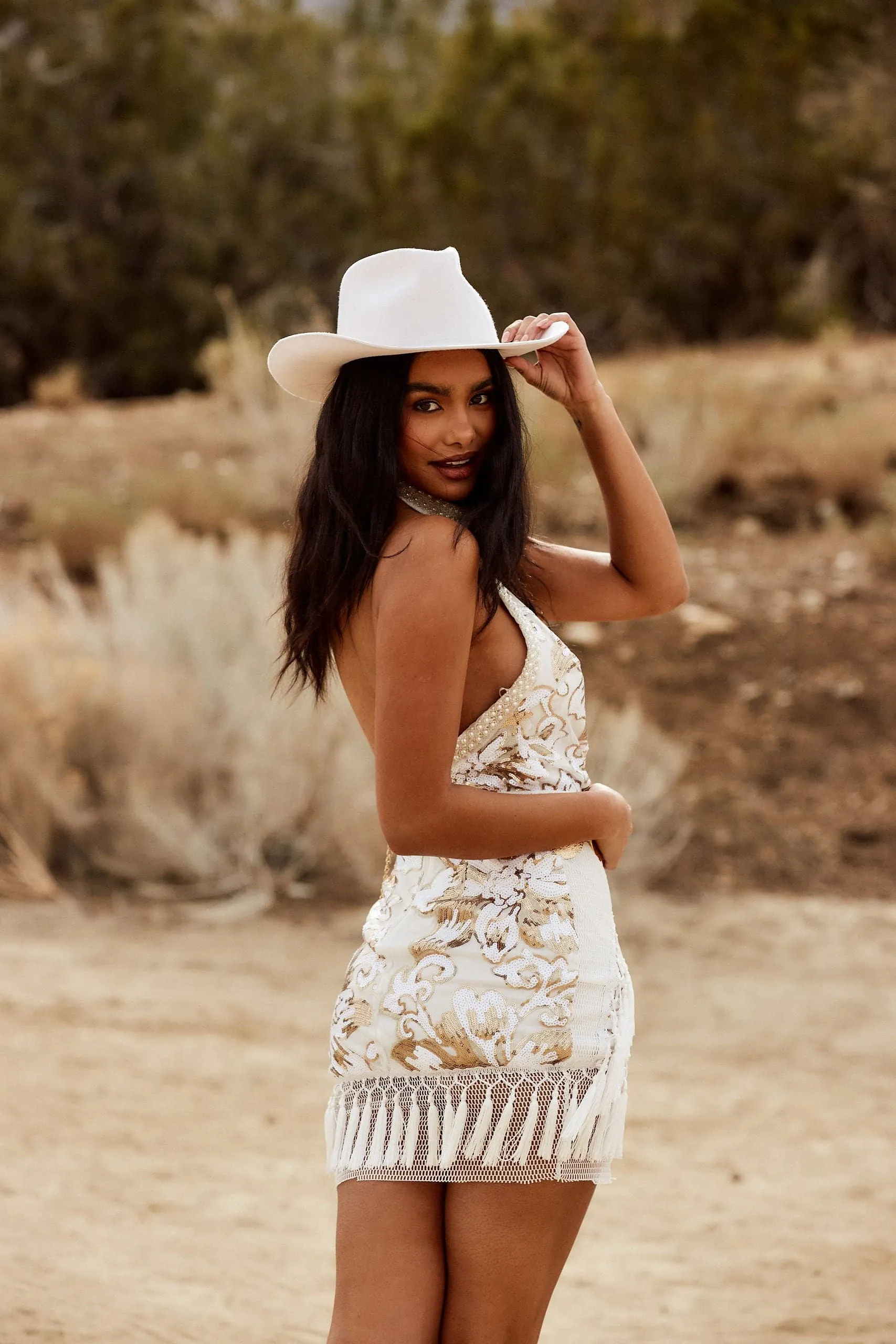 Chic casual Soft touch evening dress Like Gold Dust White Sequin Fringe Dress