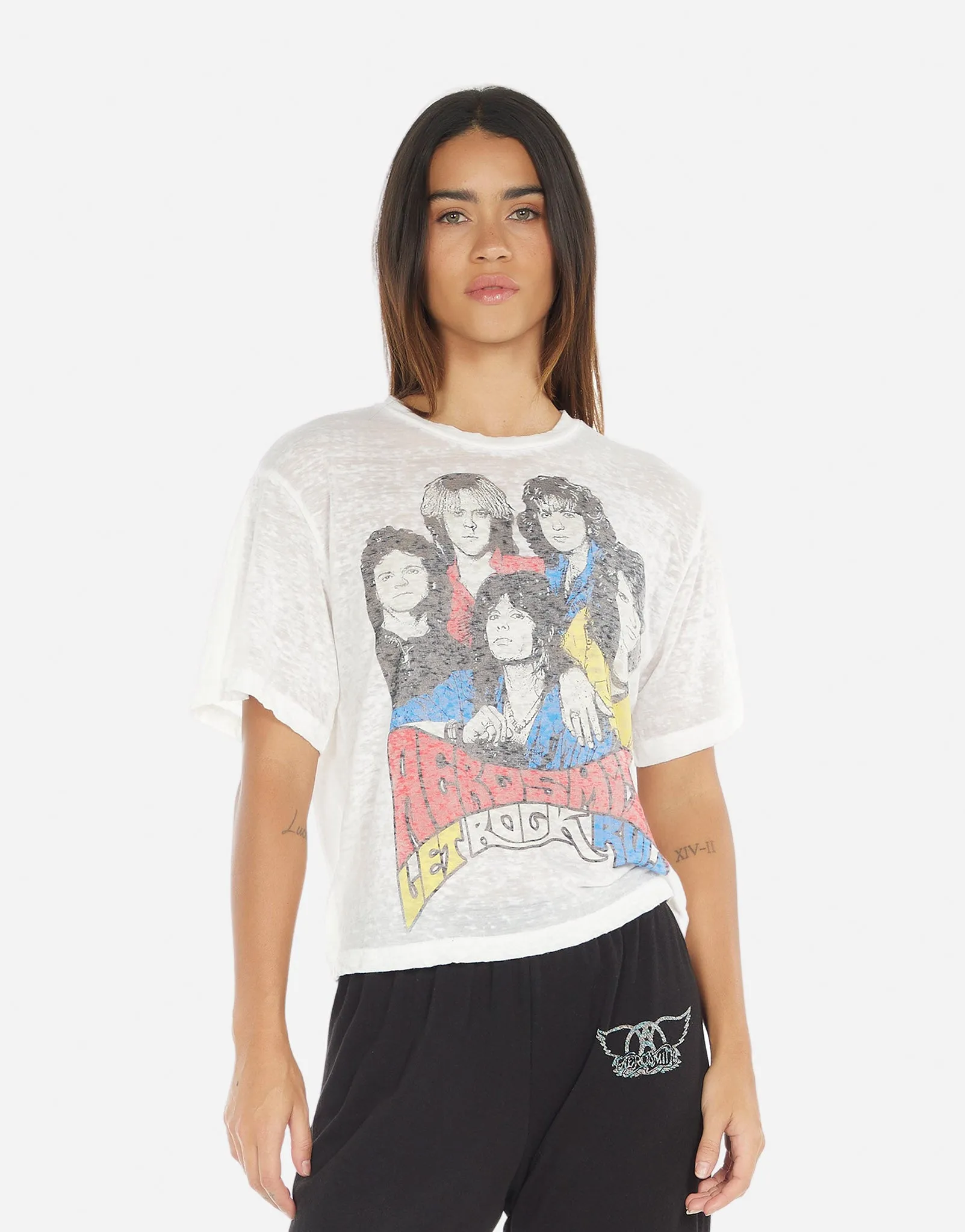 Linnea Vintage Aerosmith Cozy Vibe