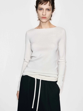 Recycled Fiber SnagResistant Surface Wool Blend Fitted Knitted Top