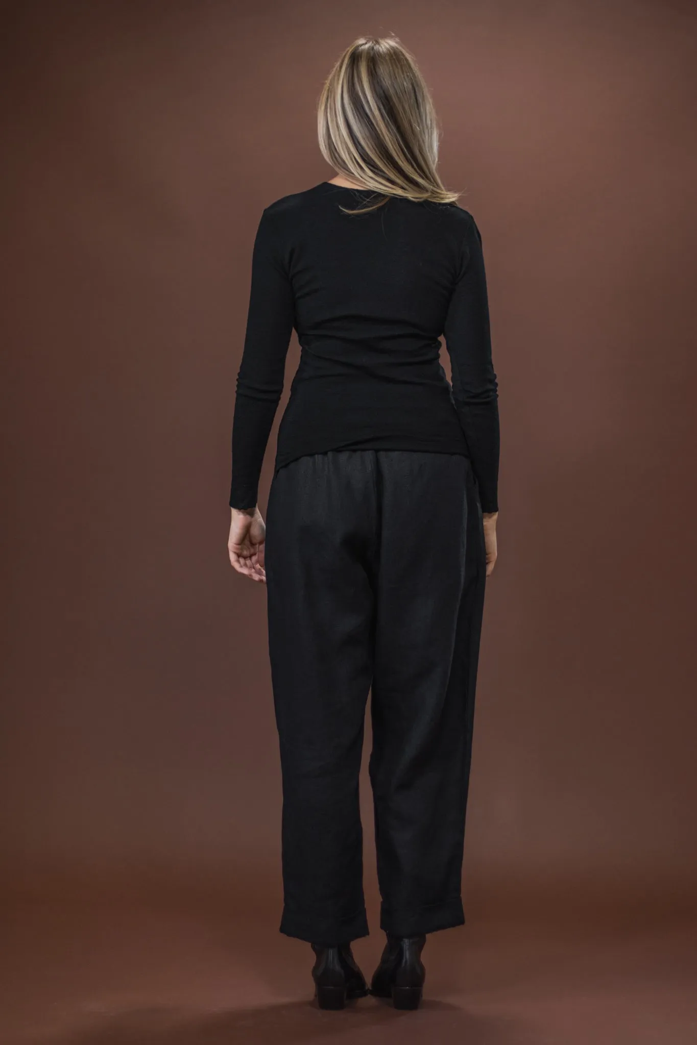 Merino Crew Neck | Black Knit Fit Breathable wear