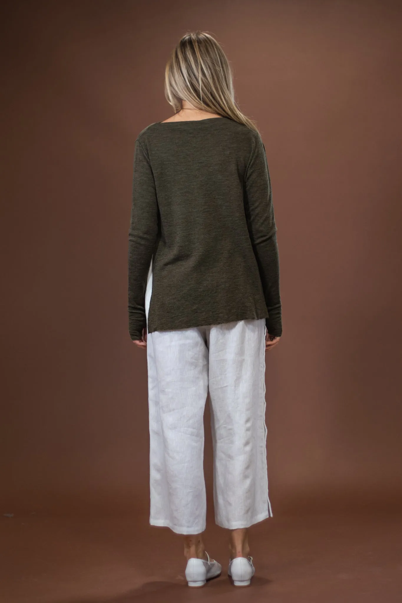 Multipanel Construction Stylish Wear Merino With High Slits | Capers Melange