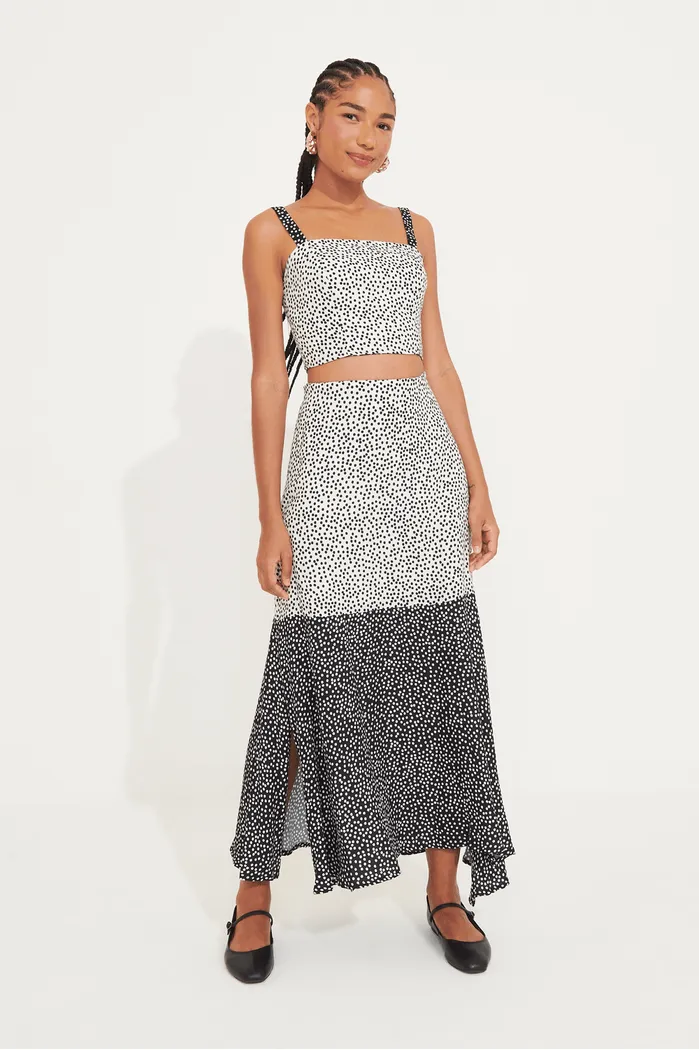 MILEY SKIRT Influencer Style Performance Fashion