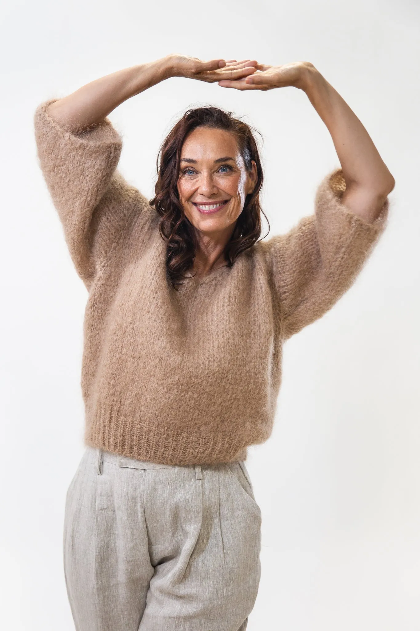 Knitted Design Miranda Pullover | Medium Brown