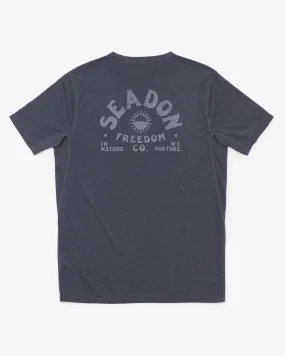 Wide Neck Opening M's Daymaker Tee- Freedom