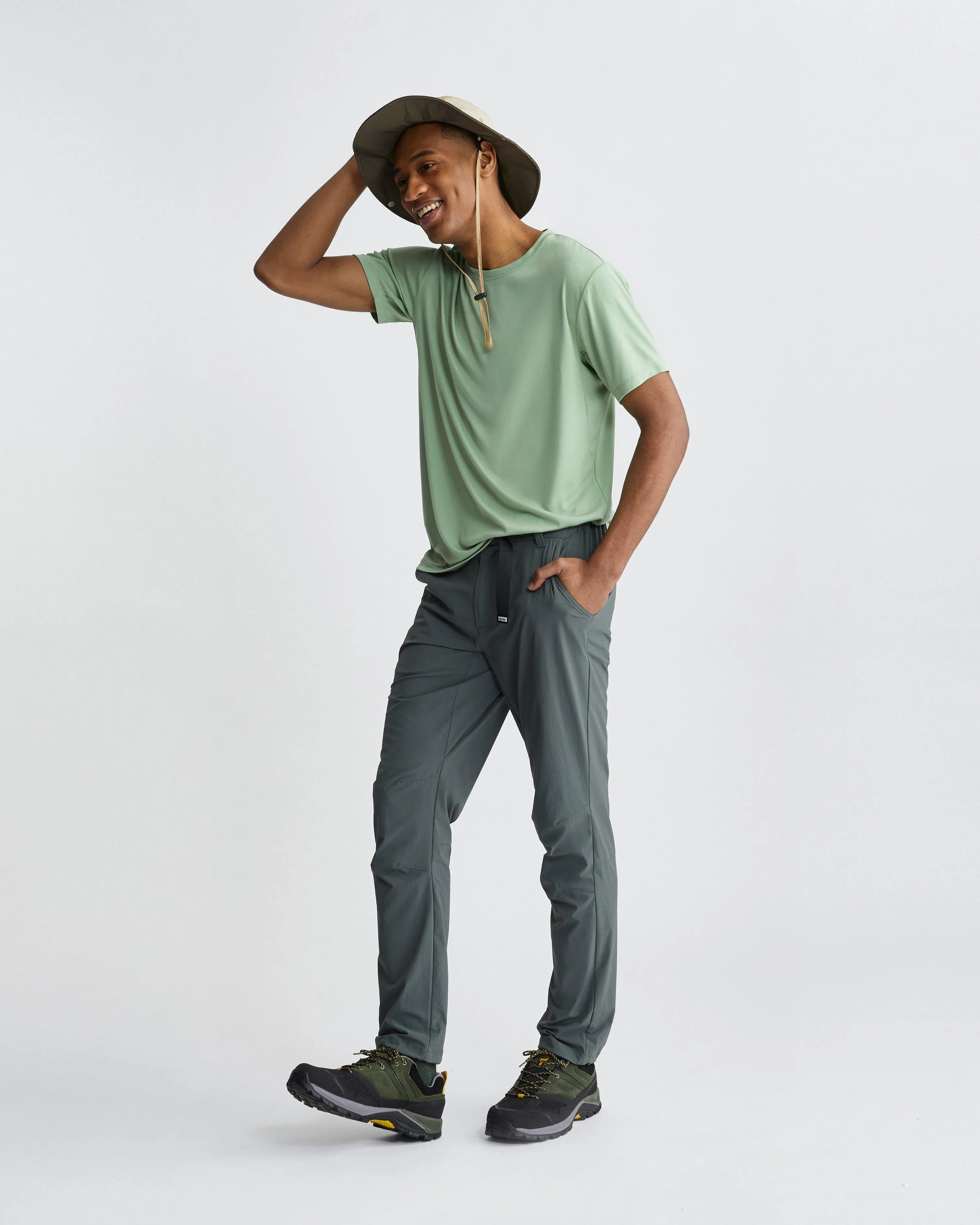 Scoop neck Cool and Comfortable M's Trailblazer Tee
