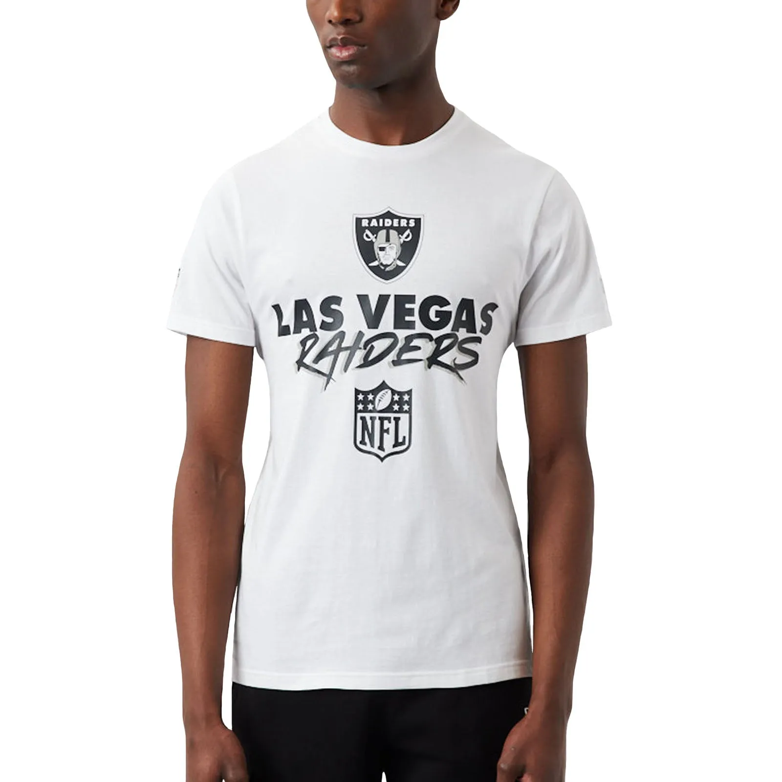 ThermalRegulationLayer AntiOdorTreatment New Era Mens Las Vegas Raiders NFL Script T-Shirt - White