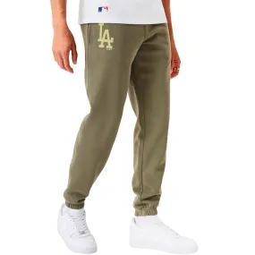 Relaxed Comfort Look Easy Movement New Era Mens Los Angeles Dodgers League Essentials Joggers - Green