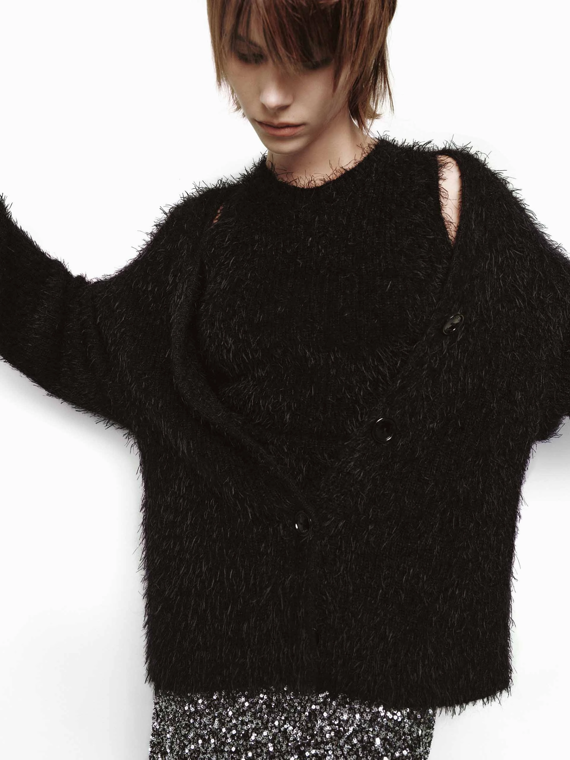 V-neck Fuzzy Knit Cardigan Quick drying material